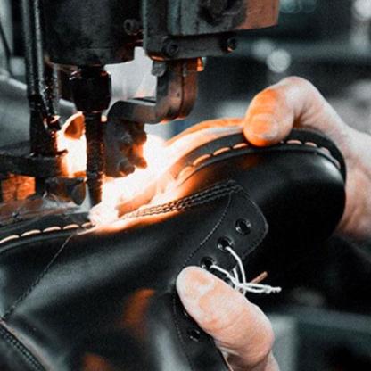 馬登男式馬丁靴男鞋高幫皮靴子黑色英倫中幫工裝棉鞋-Retro's Wear