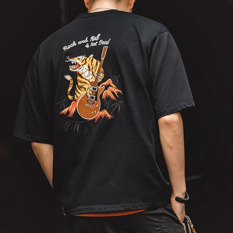 馬登工裝橫須賀老虎刺繡樂團T恤夏季圖案印花短袖男潮黑-馬登工裝