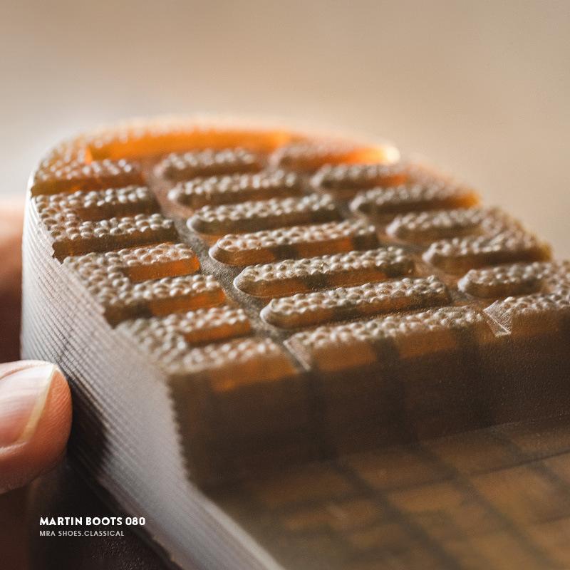 馬登男士新款馬丁靴男高幫英倫風中幫男靴皮靴秋季短靴工裝靴-Retro's Wear