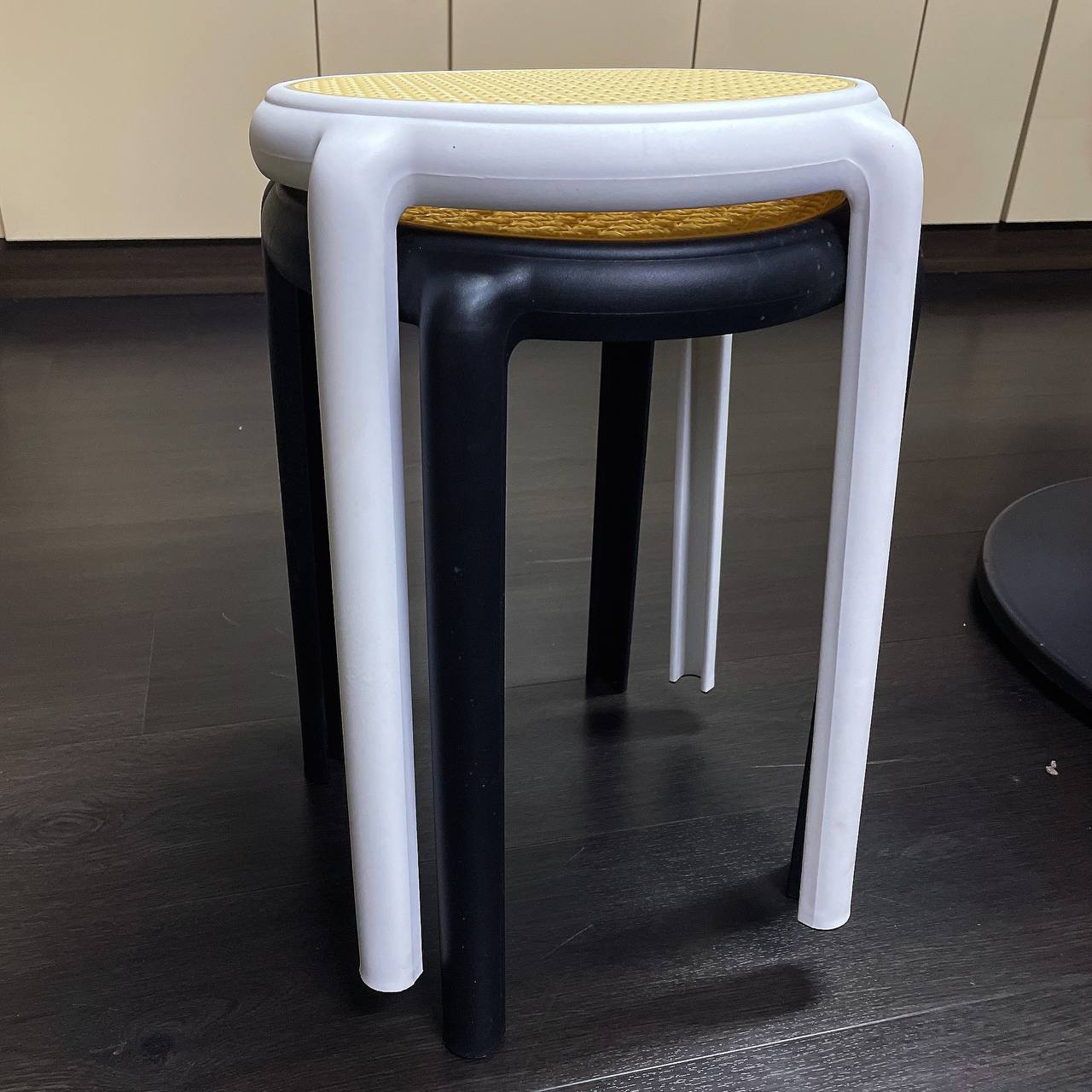 Derlyna Rattan stackable stools