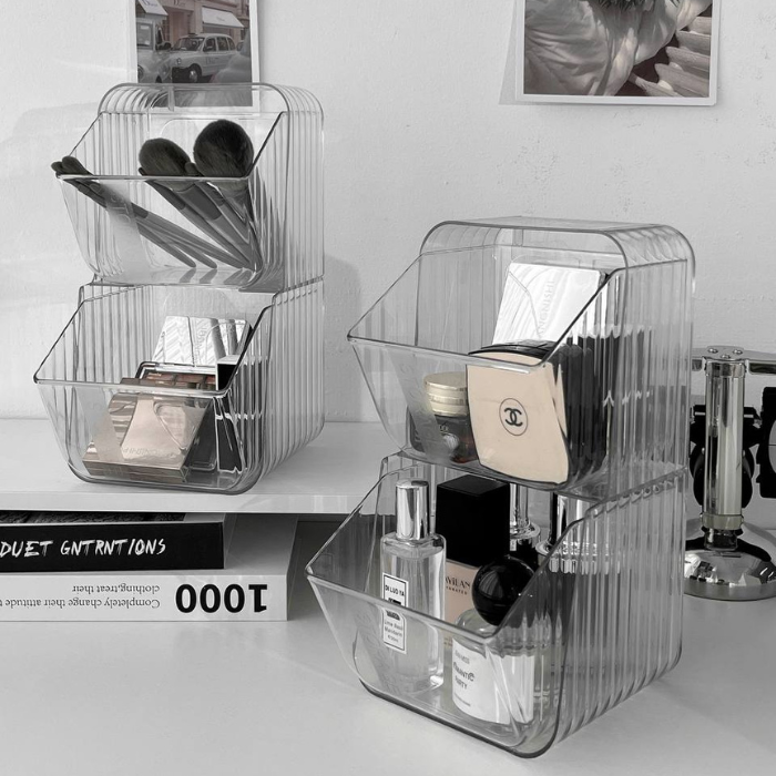 Portable Multi-functional storage container / wall-mounted shelf box