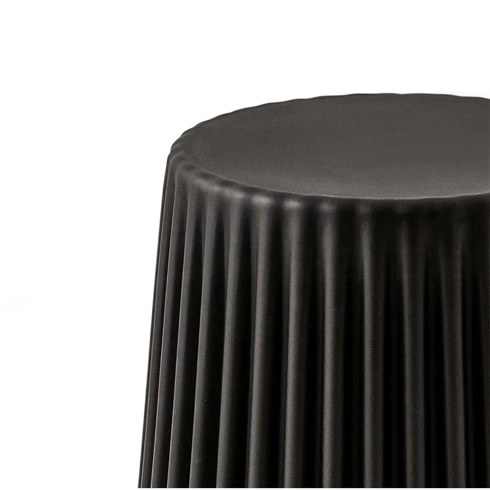 Pleated cupcake stackable stools