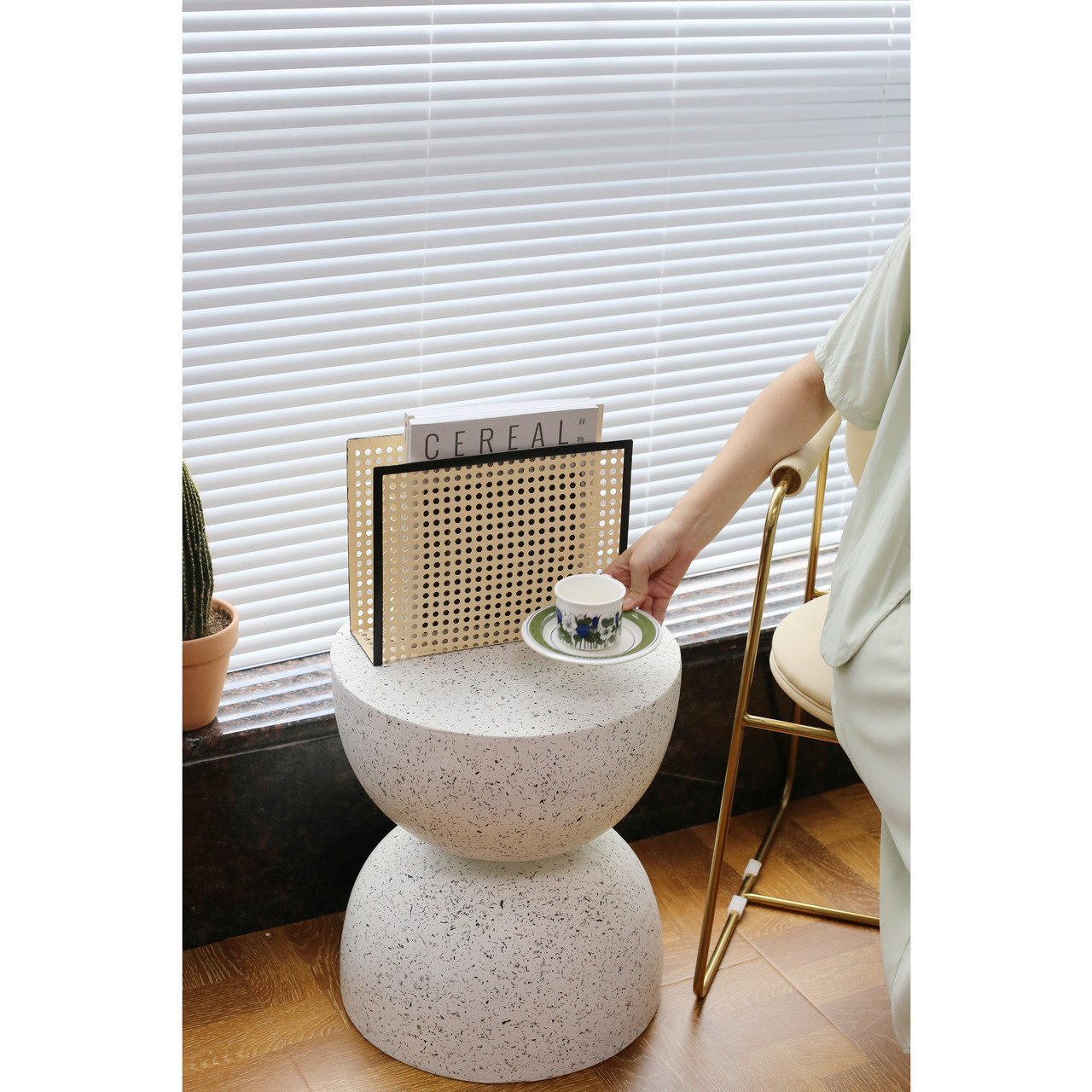 Rattan magazine holder