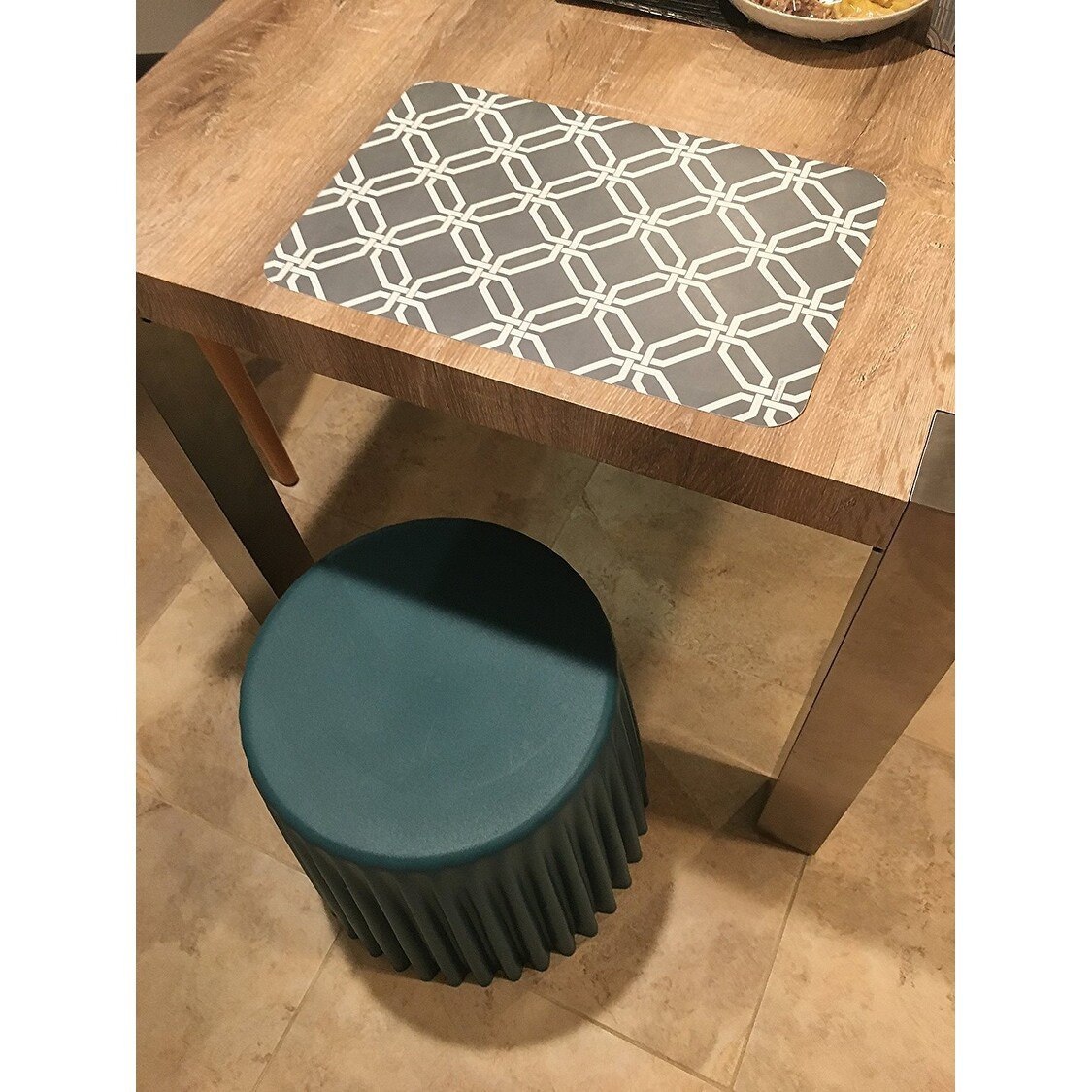 Pleated cupcake stackable stools