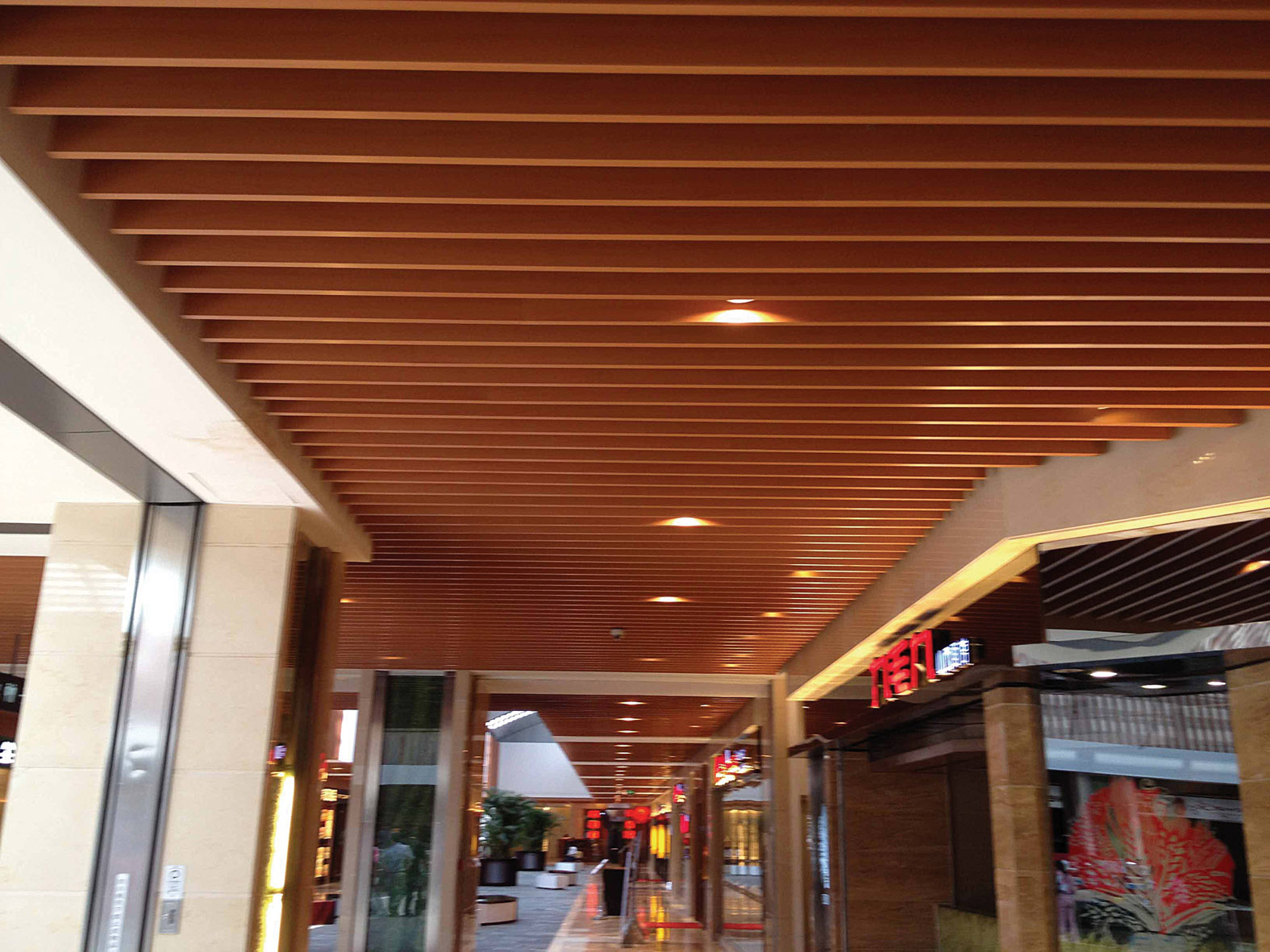 Aluminum Strip Ceiling / Square Tube Good taste Good time