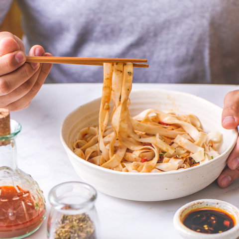 Sundried Noodles (Mala sauce) 日曬粿仔乾麵 - 搭配經典麻辣醬
