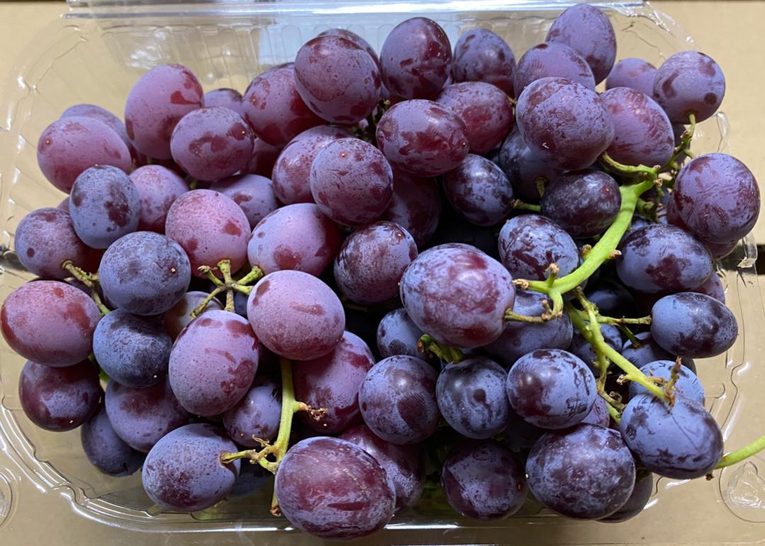 USA Candy Heart Red Seedless Grapes