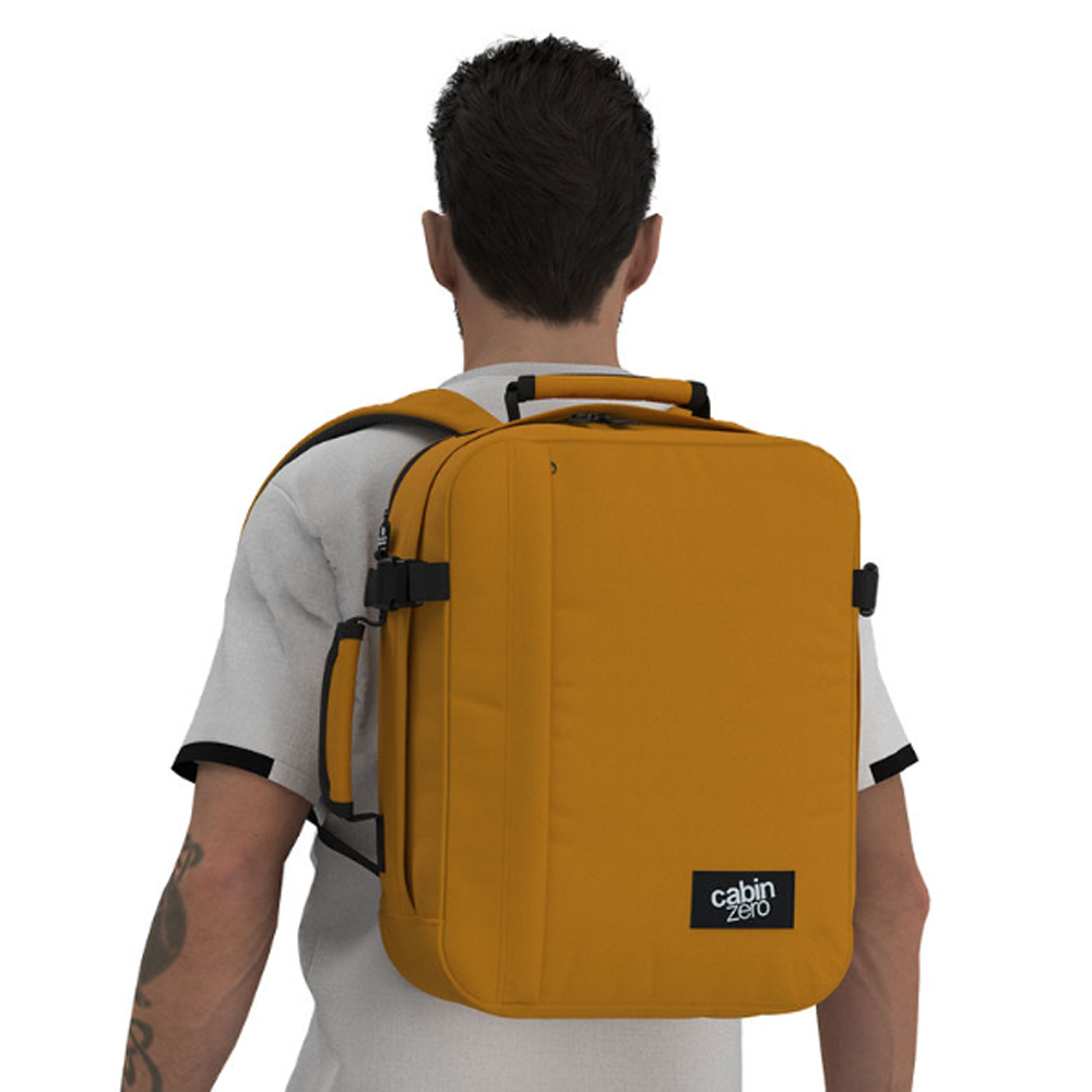 CabinZero - Classic Tech 28L Backpack