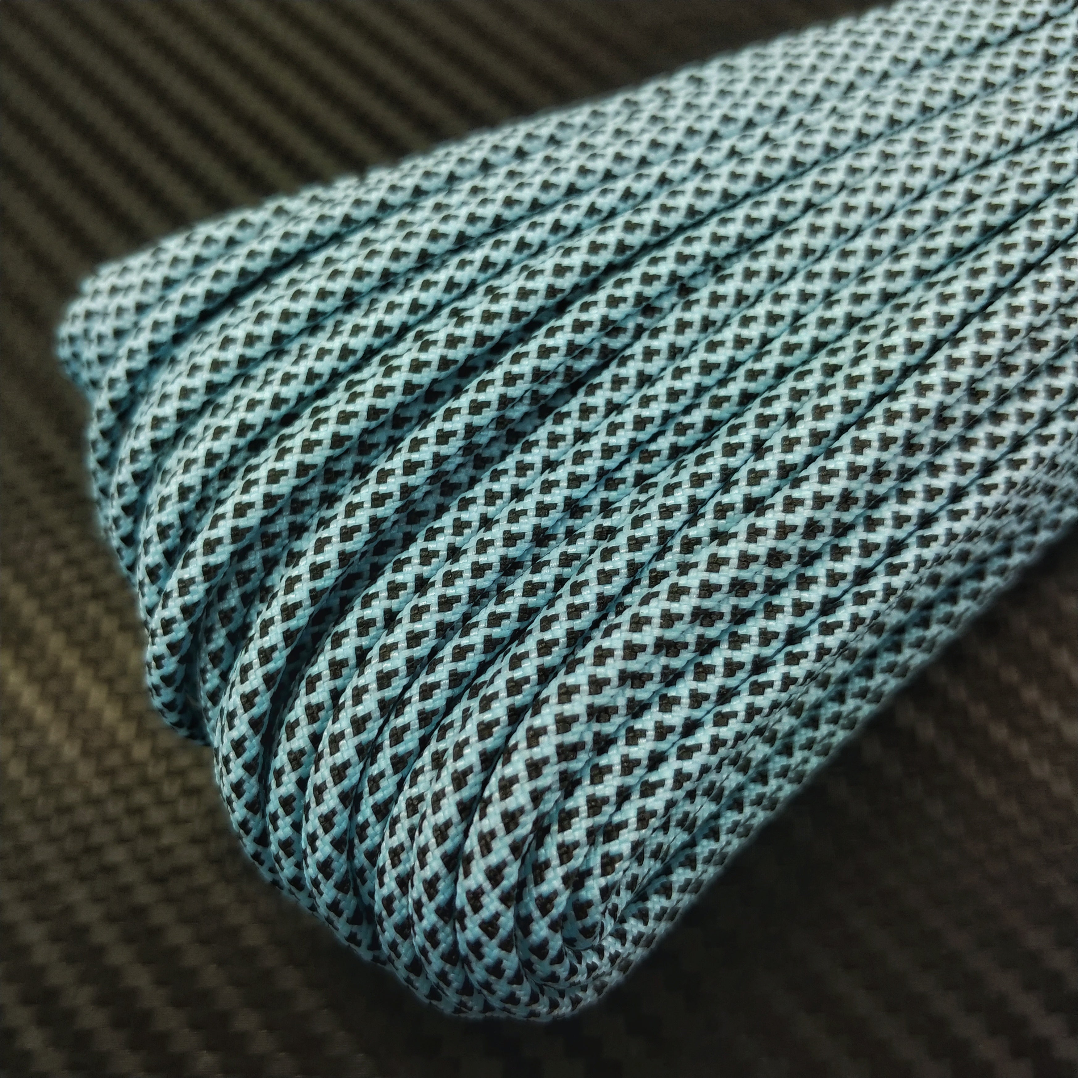 Black Stealth - 550 Paracord (4mm)(30m)