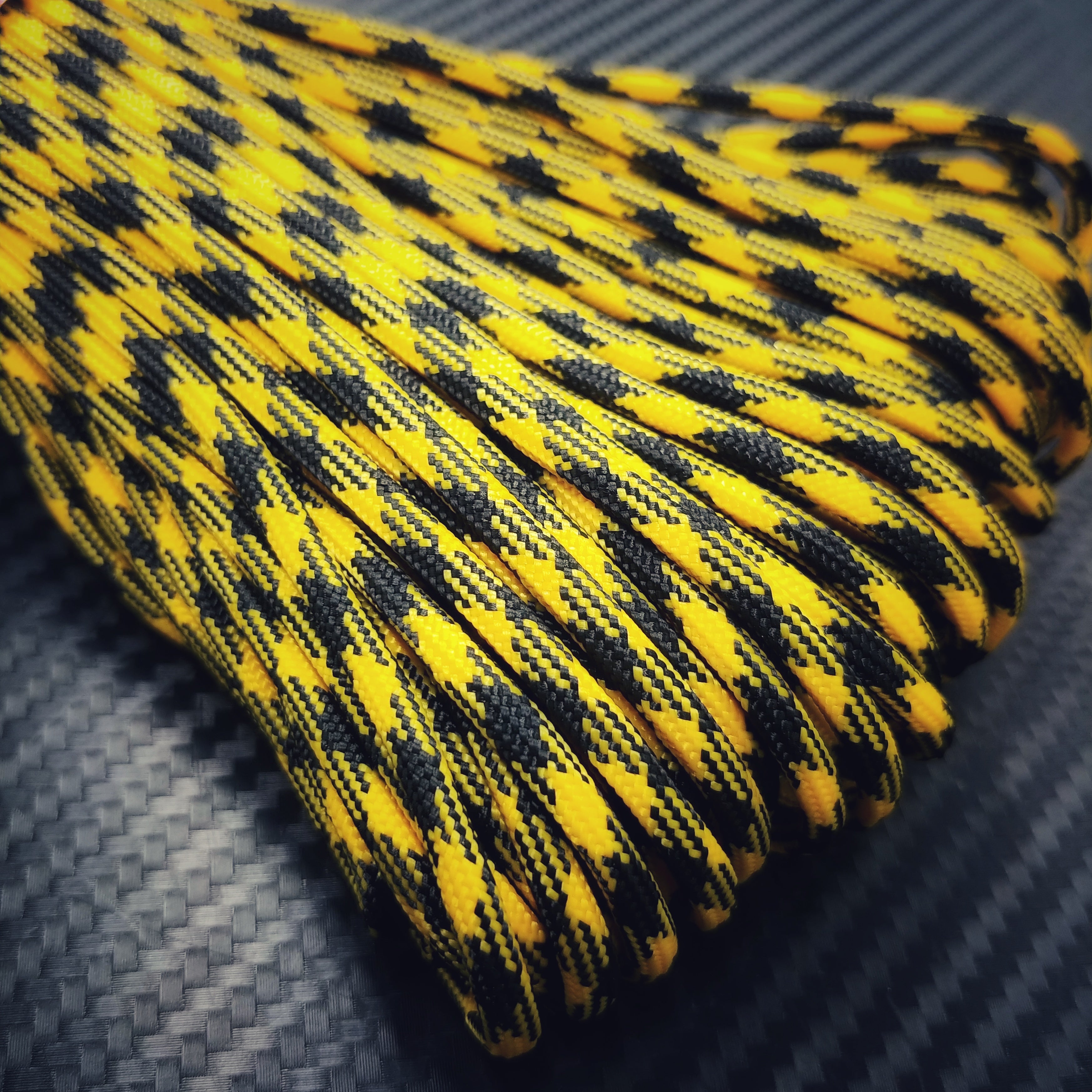 Black Stealth - 550 Paracord (4mm)(30m)