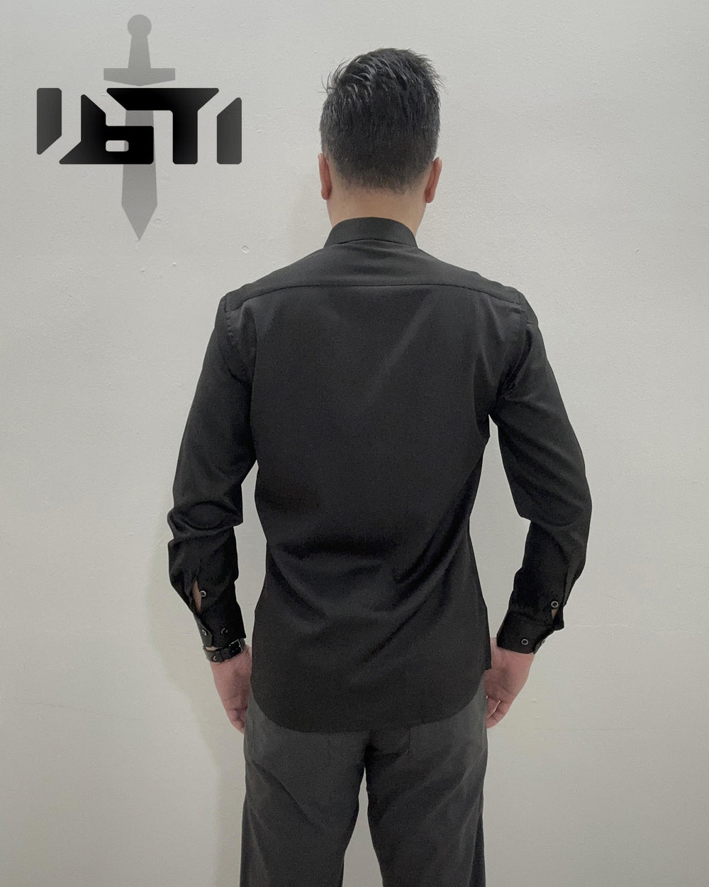 black shirts slim fit