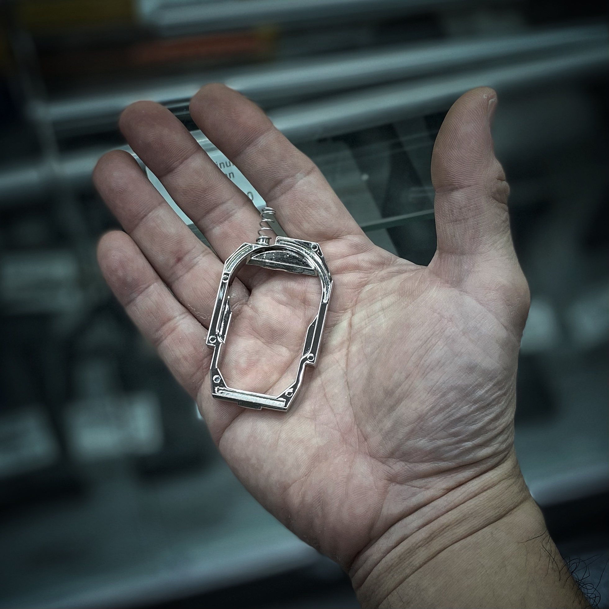 Prophecy / Retaliator Metal Metal Catch (W0220)