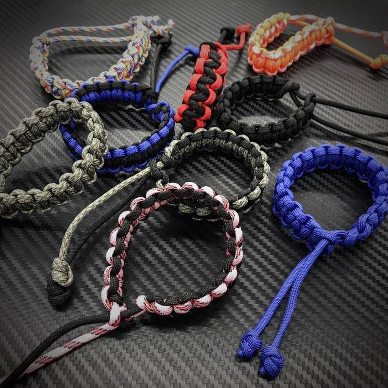 DIY Guide To Making Your Own Mad MaxStyle Paracord Survival Bracelet   Sweetandspark