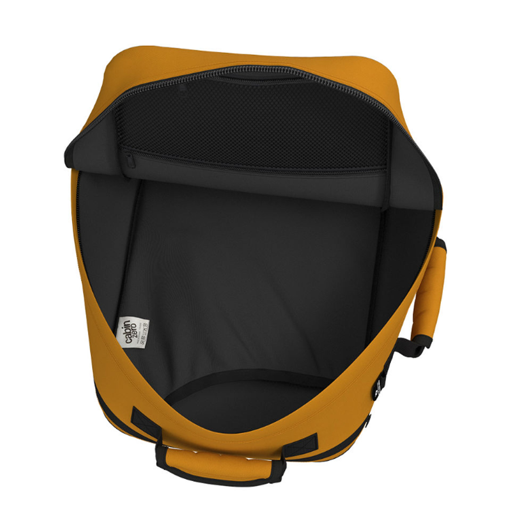 CabinZero - Classic Tech 28L Backpack