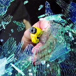 Resqme - Glass Breaker & Belt Cutter