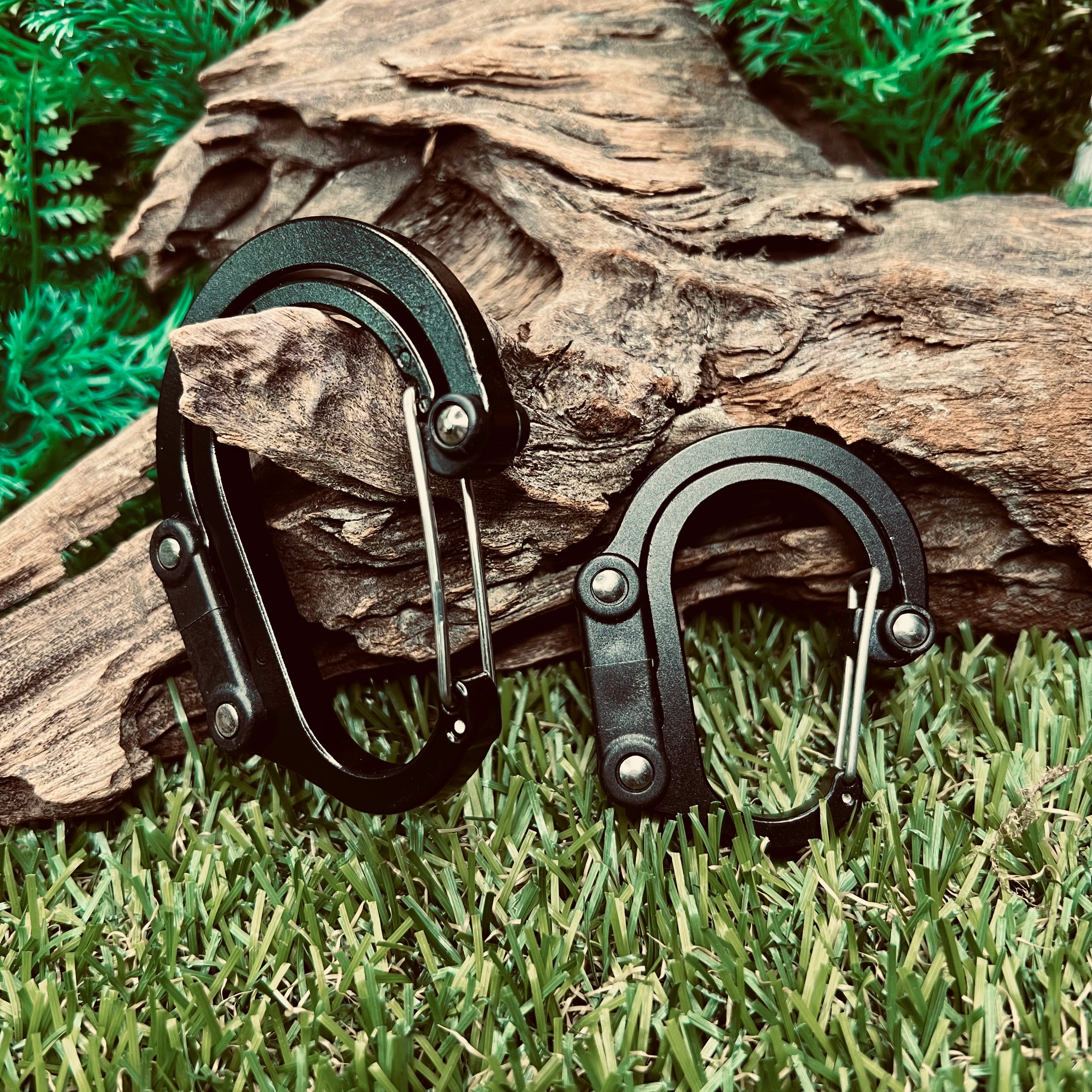 Black Stealth - Carabiner Hook