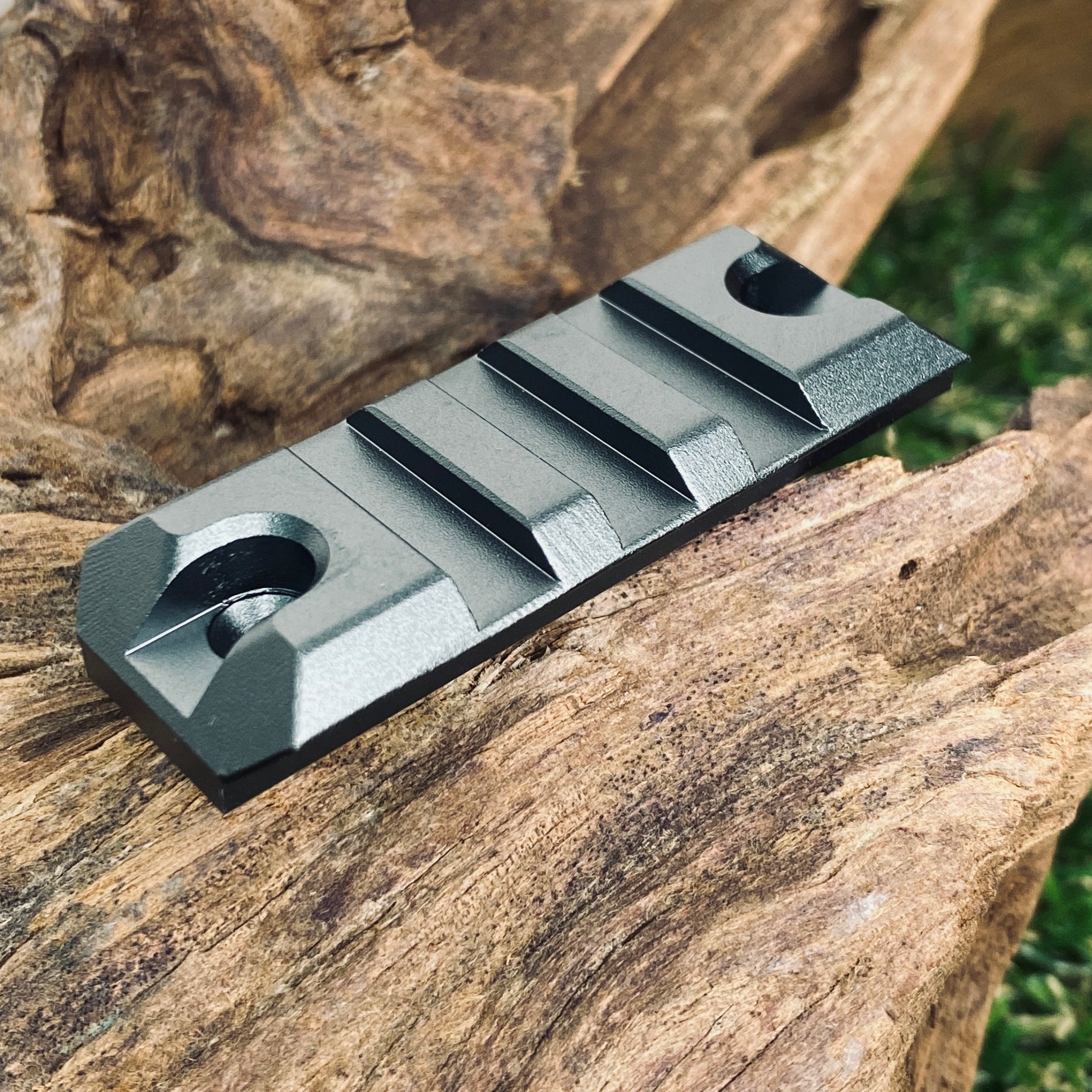 Worker - Nightingale Metal Accessories