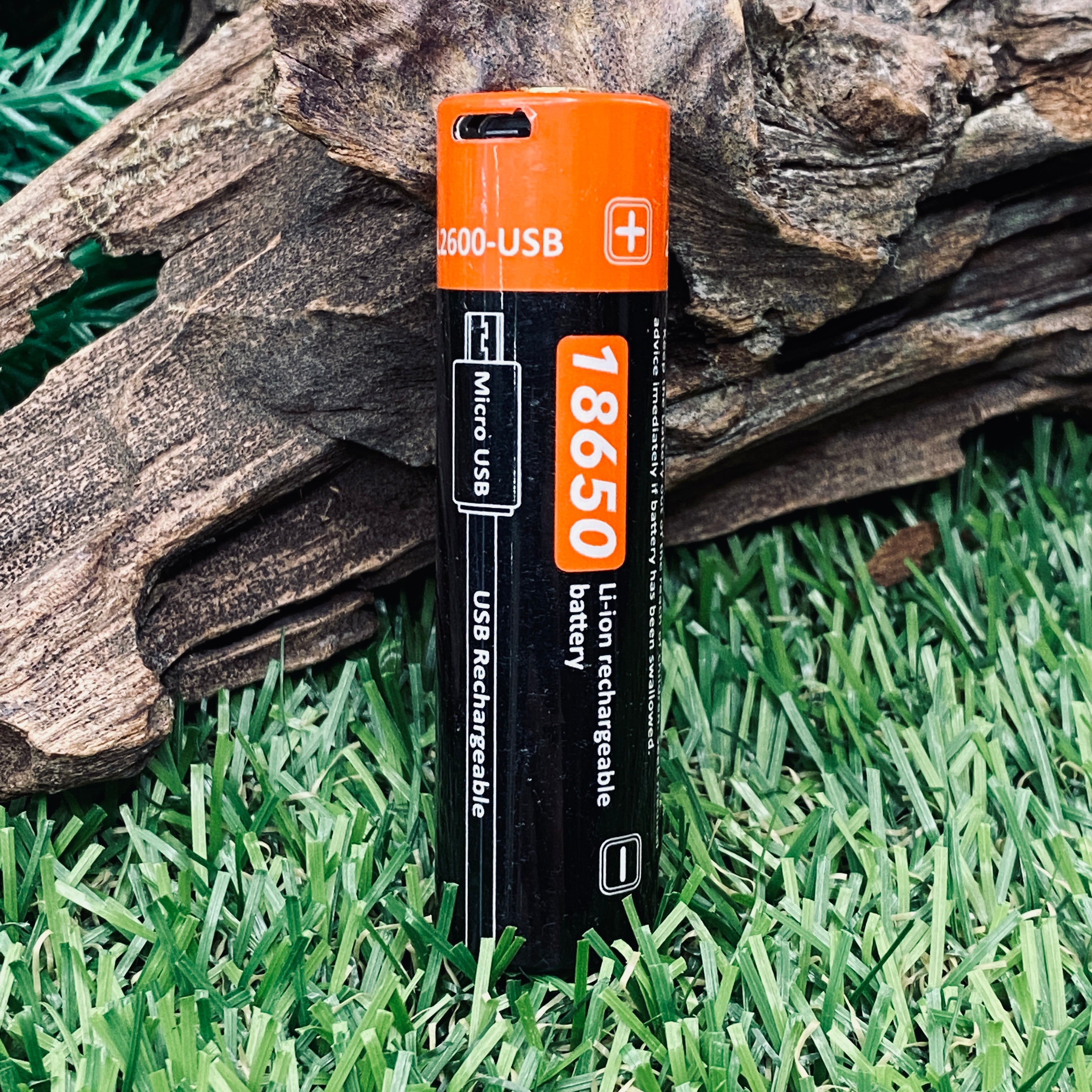 Rechargeable 18650 USB Lithium Ion Battery