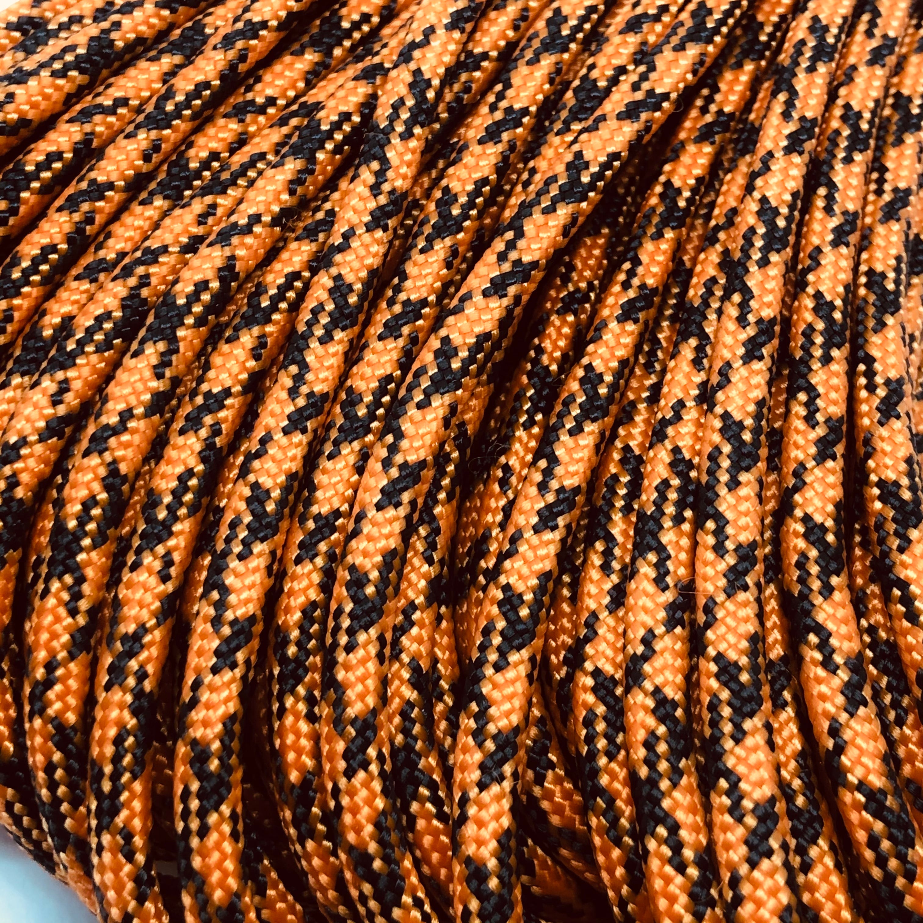 Black Stealth - 550 Paracord (4mm)(30m)