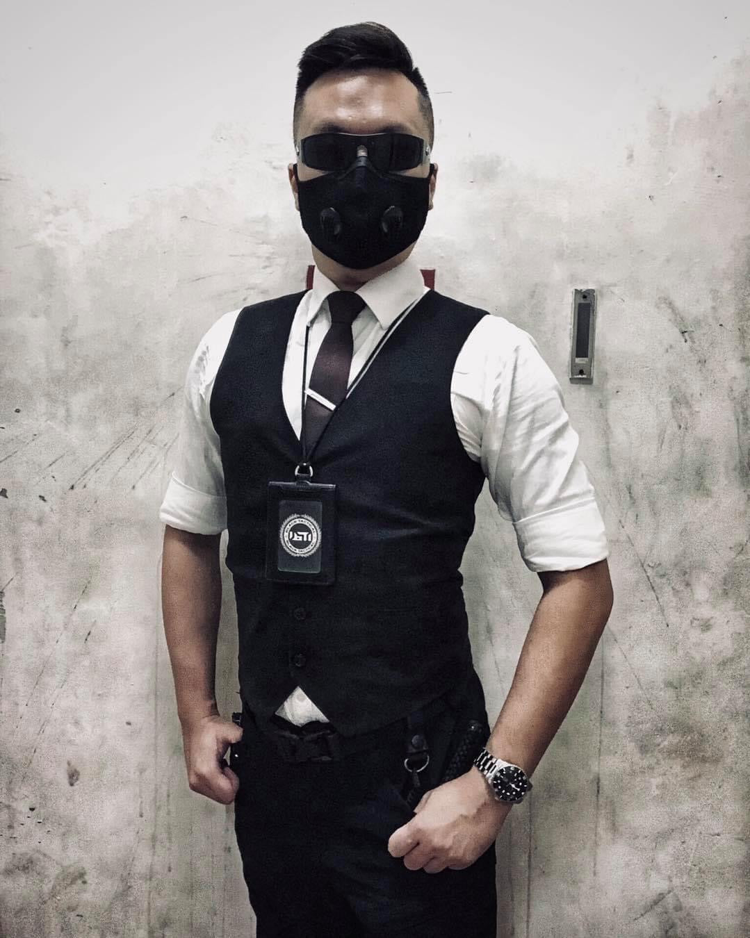 Black Stealth - N95 Filter Mask with Dual Valve (Extra Filter)V4