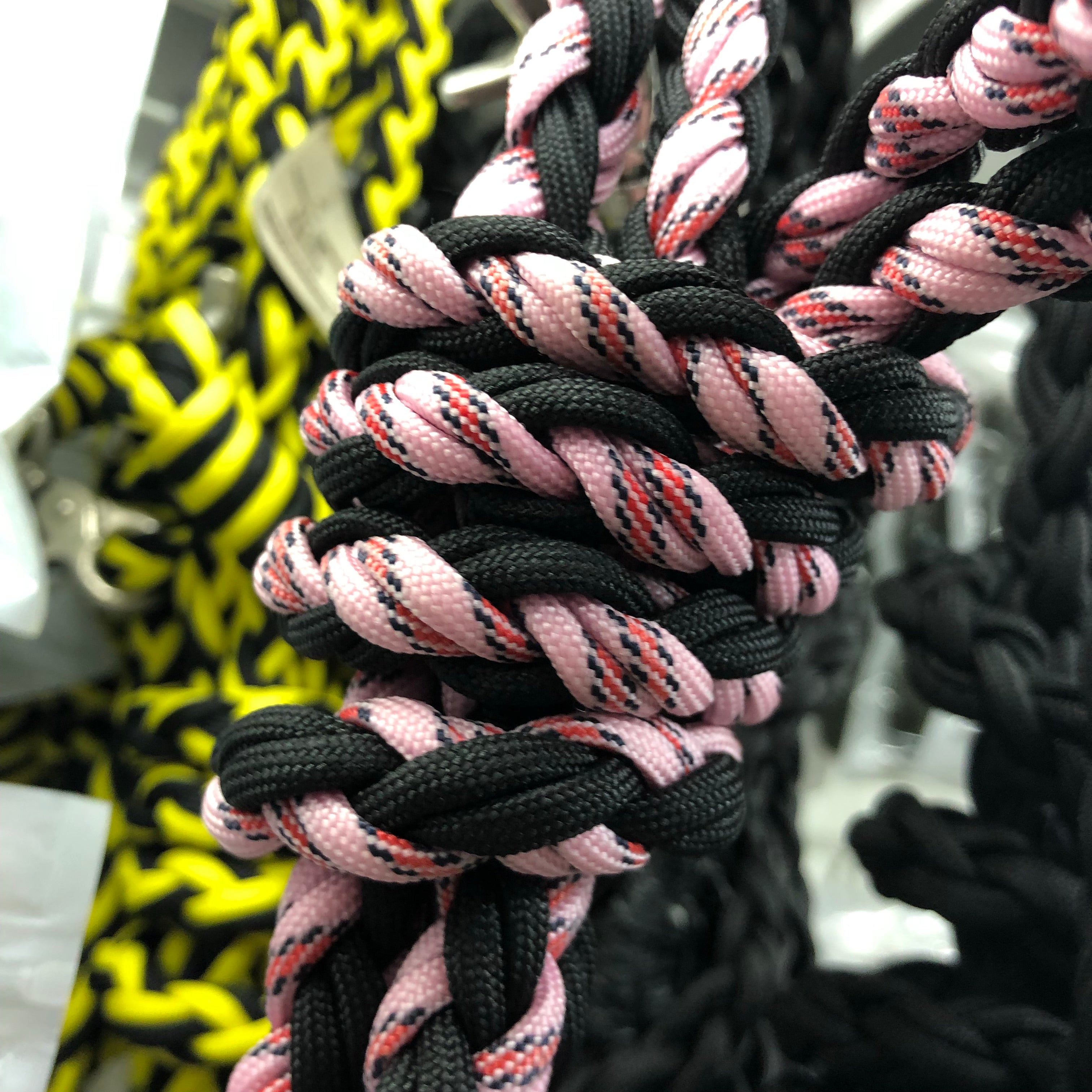 Heavy Duty 550 Paracord Dog Leash (304 Stainless Steel)