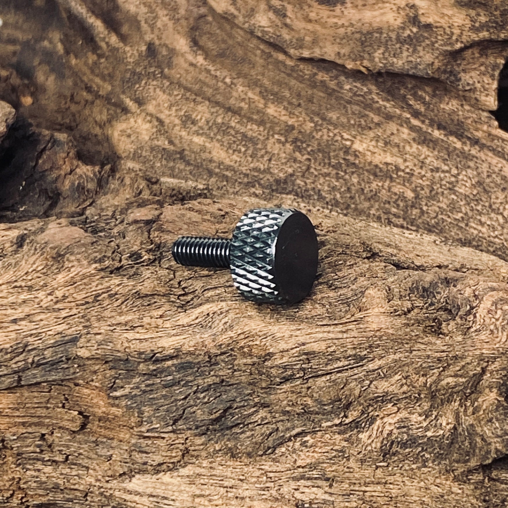 Worker - Nightingale Metal Accessories