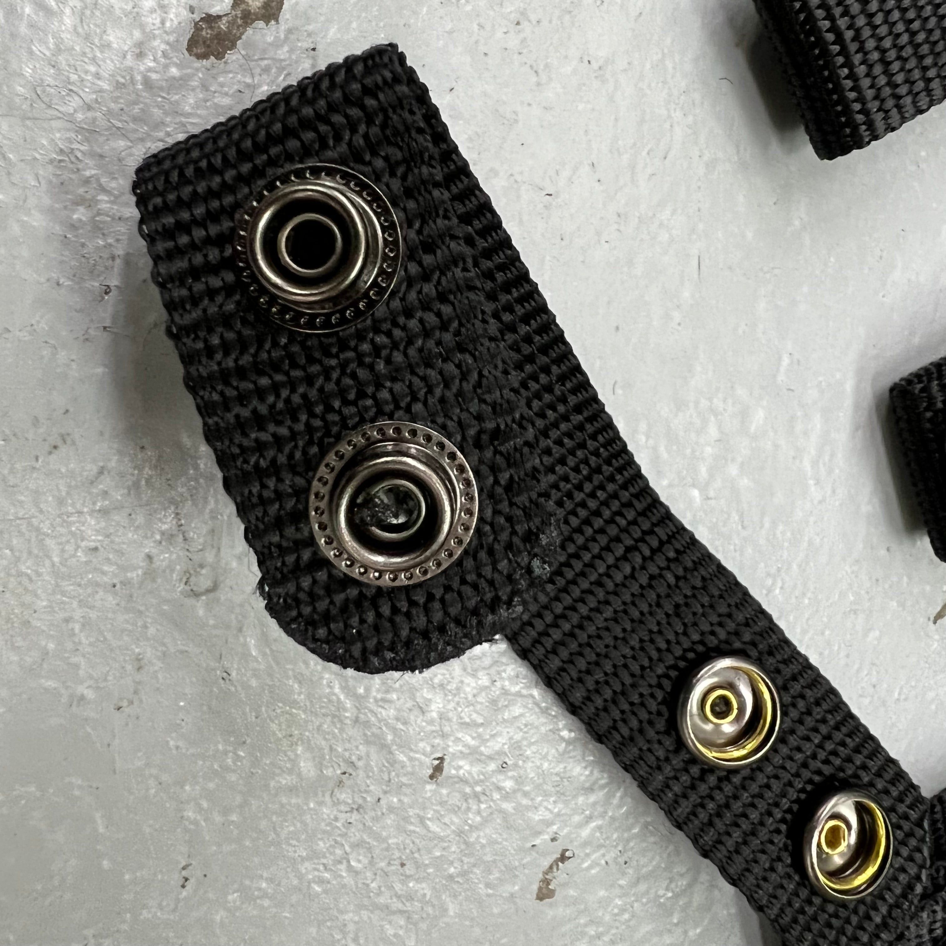 Belt Keeper with Snap Button Closure (4pcs)