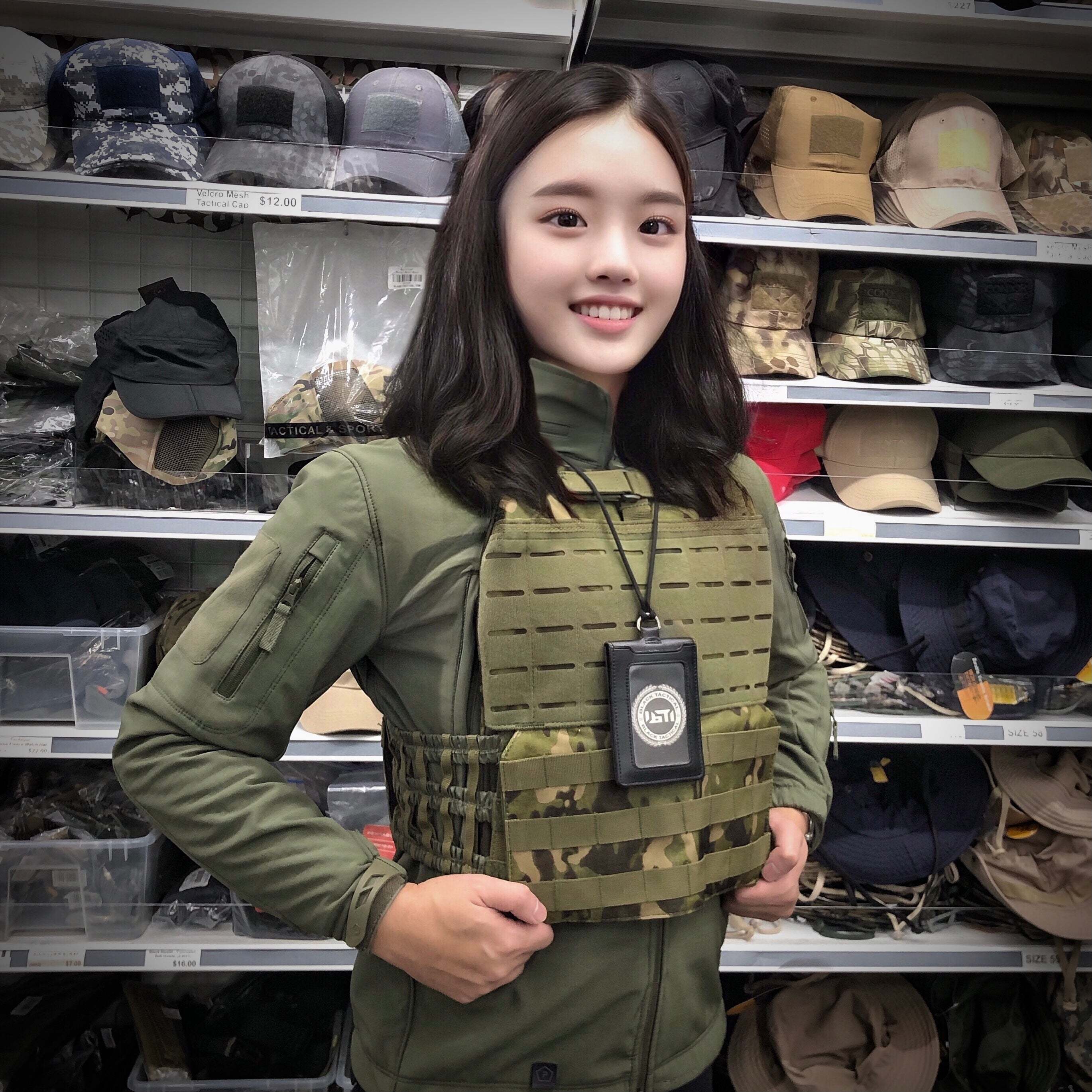 Black Stealth Tactical Plate Carrier Vest Break Away