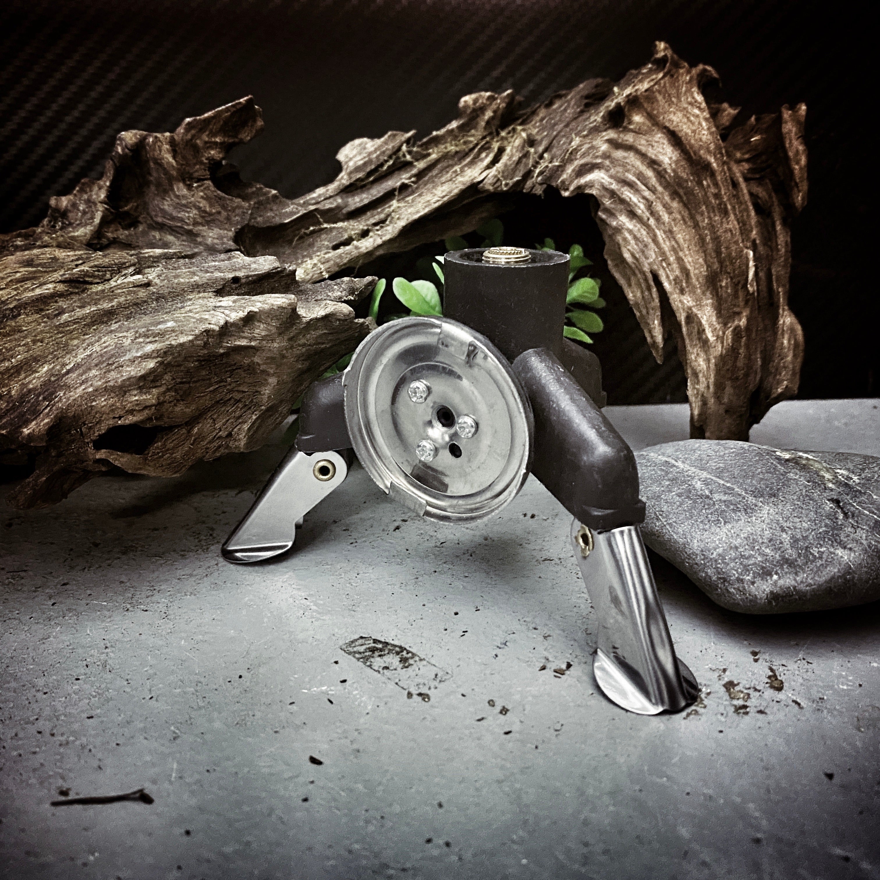 Tripod Butane Gas Can Adapter