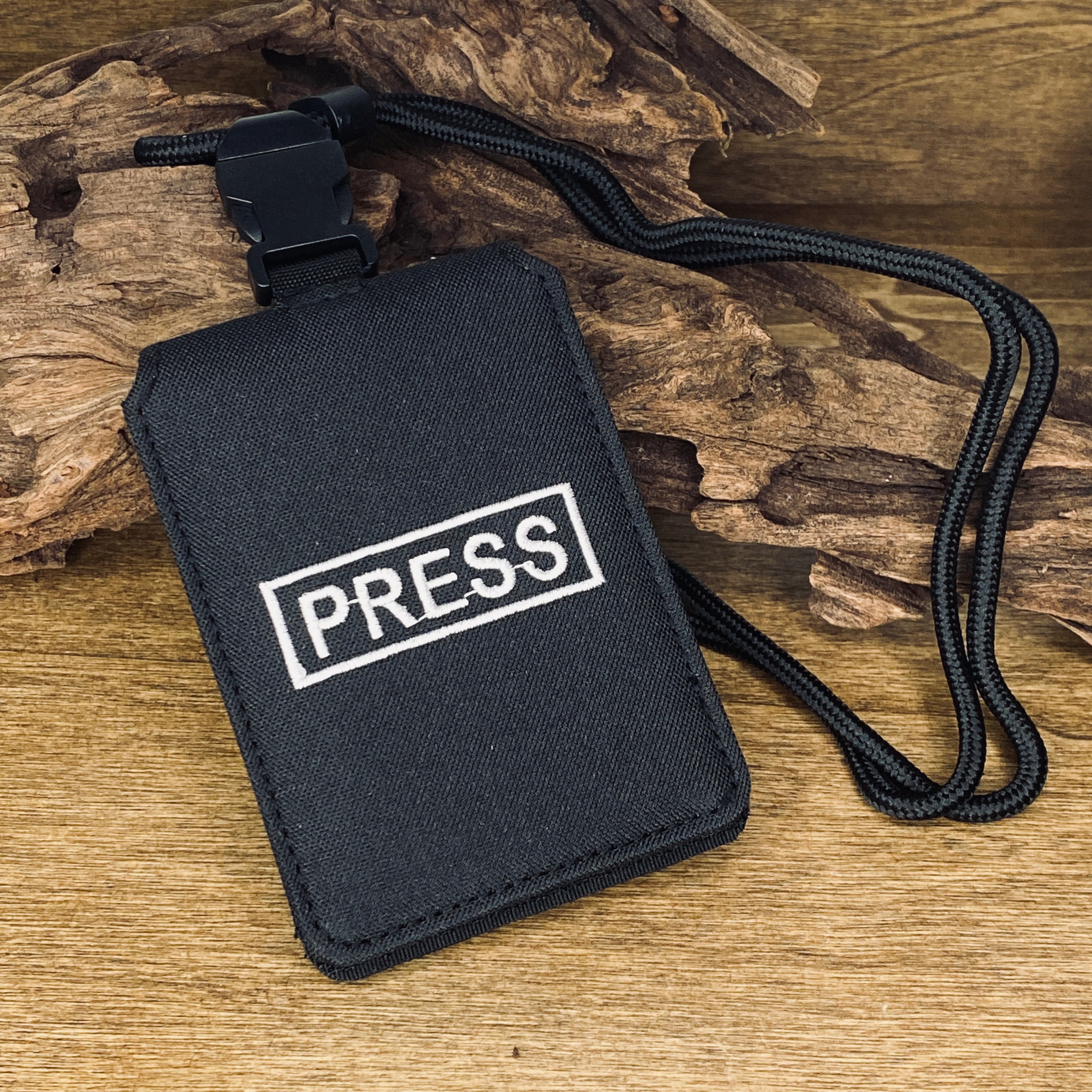 High Desert - Tactical Neck ID Holder (Vertical V1)