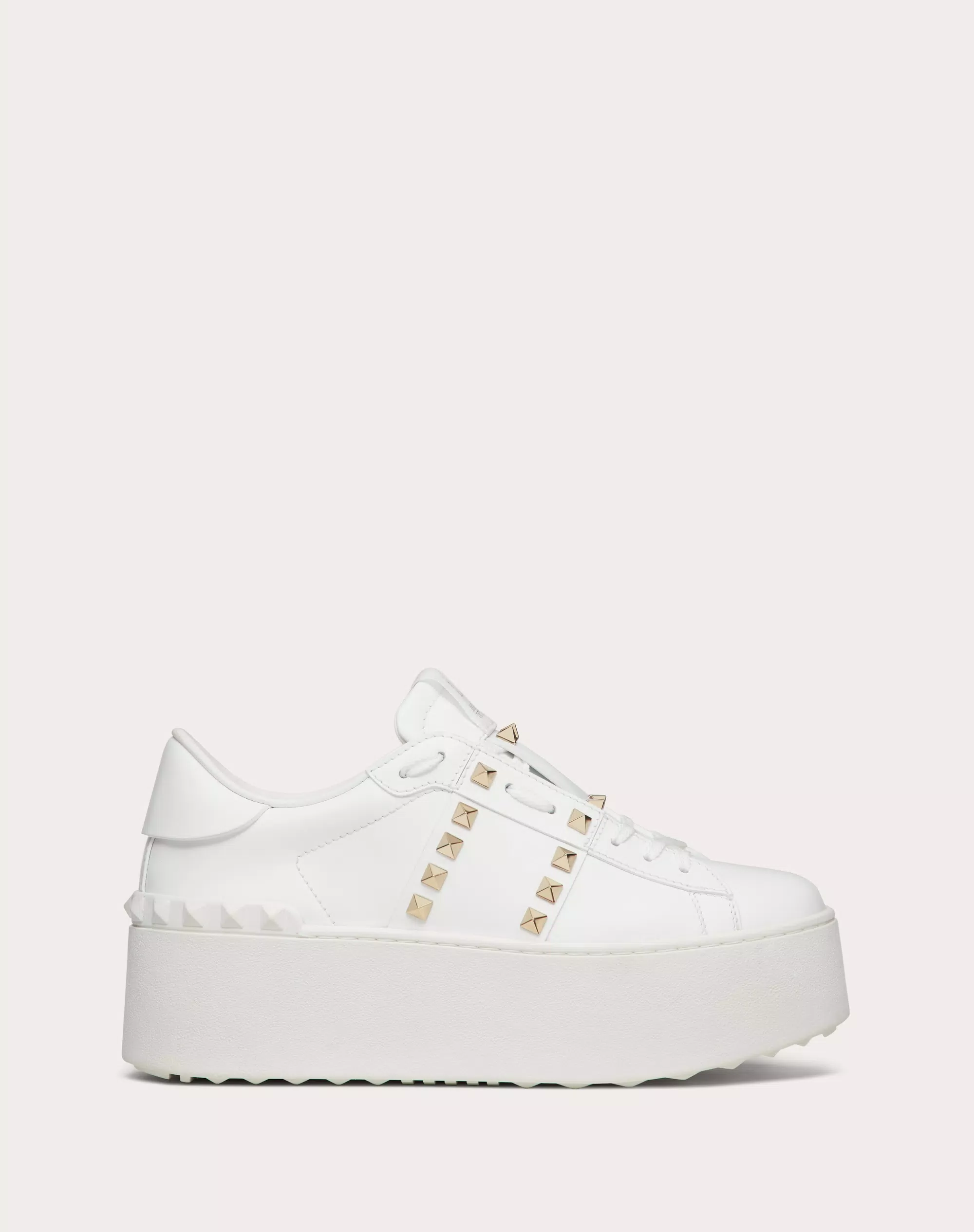 FLATFORM ROCKSTUD UNTITLED SNEAKER IN CALFSKIN