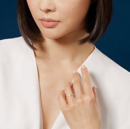 BEE MY LOVE RING Yellow gold, 2.5 mm