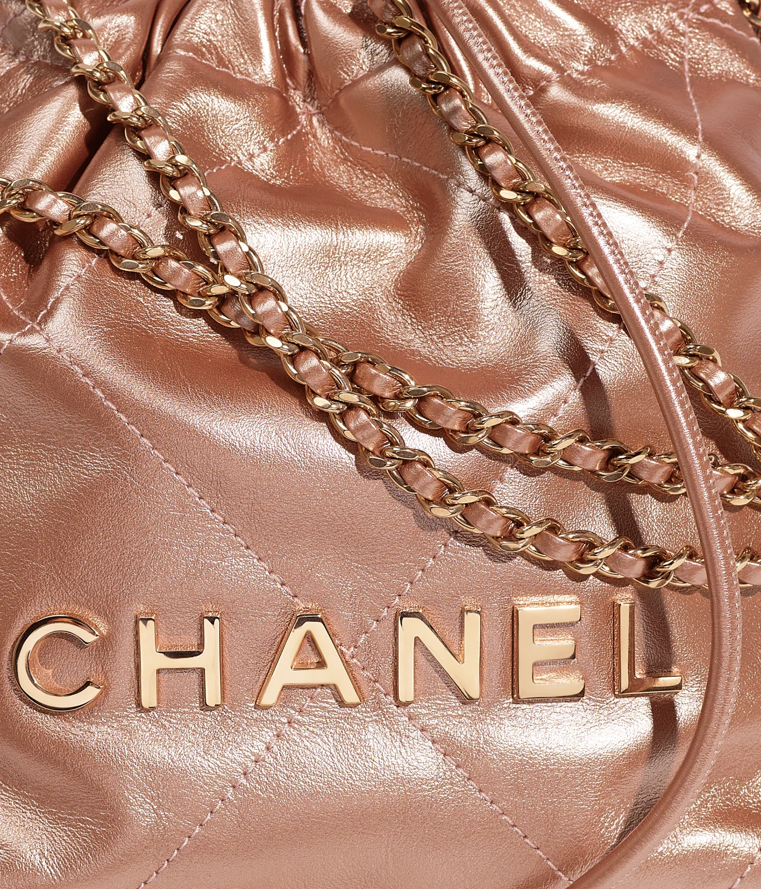 CHANEL 22 MINI HANDBAG