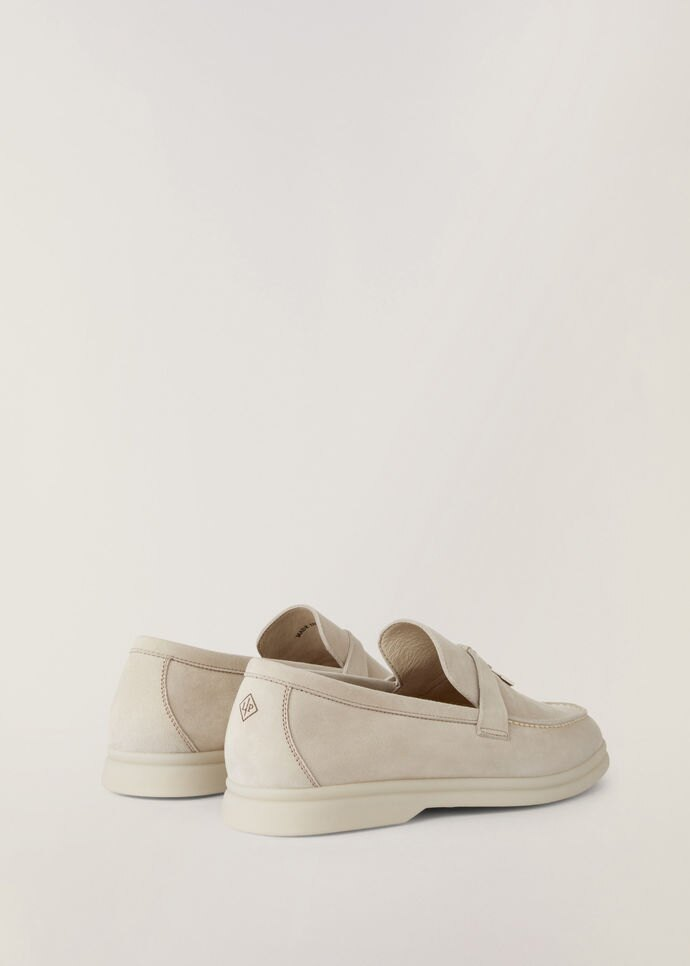 Summer Charms Walk Loafers