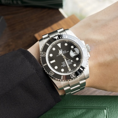 Rolex 2020 unworn Submariner Date 41mm