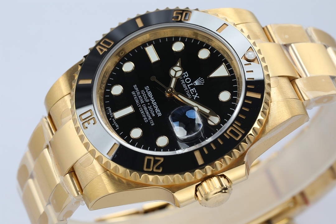 Submariner Date Black Dial Yellow Gold Men's Watch