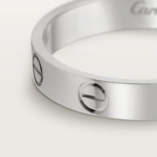 LOVE WEDDING BAND