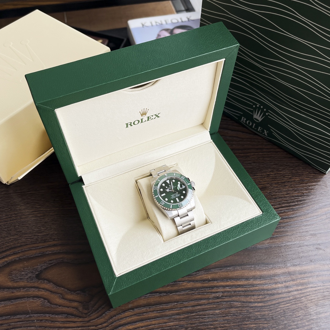 Submariner Date Green Dial Men's Watch