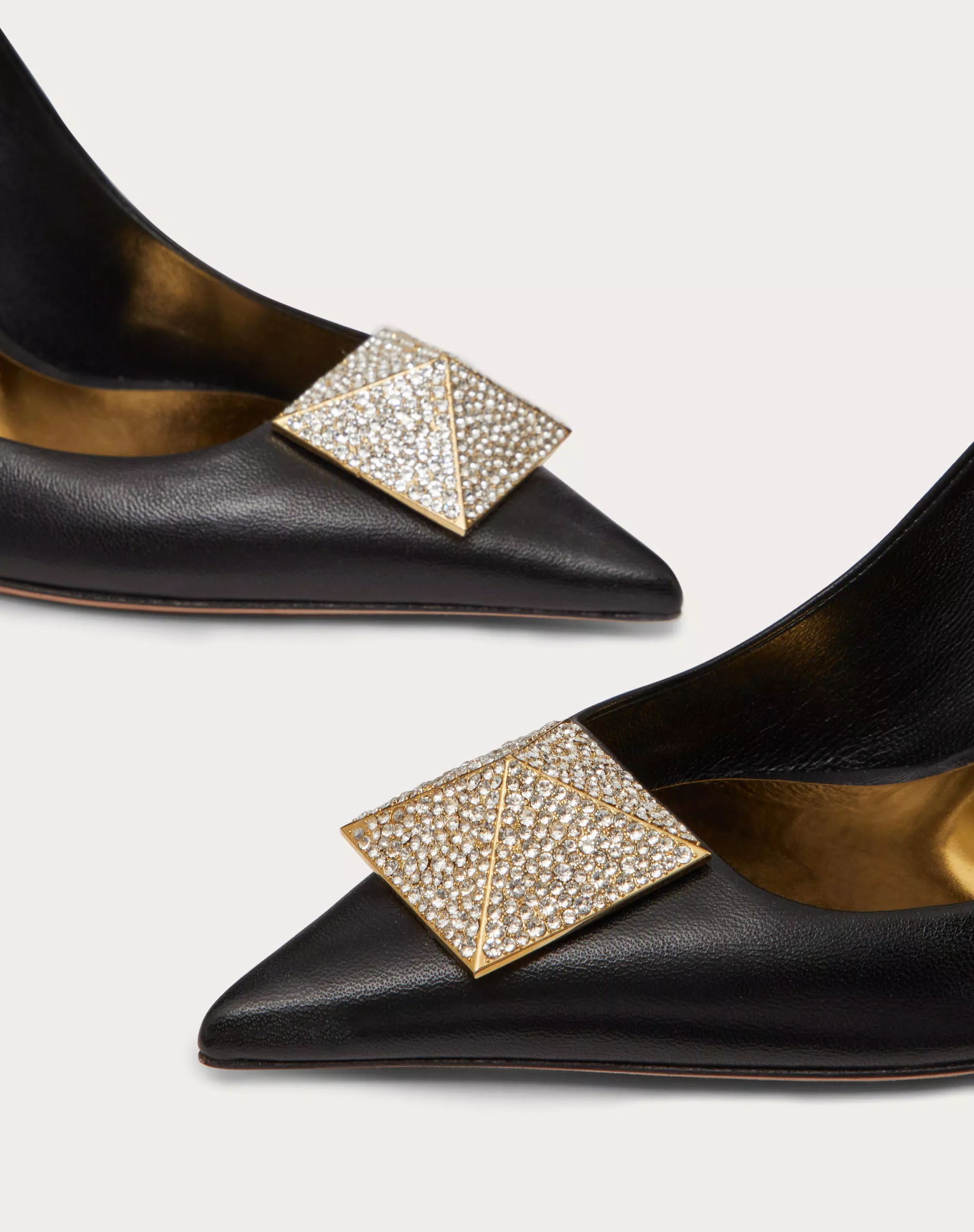 VALENTINO GARAVANI ONE STUD PUMP WITH CRYSTALS 100MM