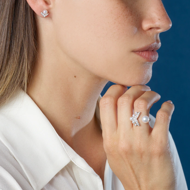 JOSÉPHINE AIGRETTE EARRINGS White gold, pearls, diamonds