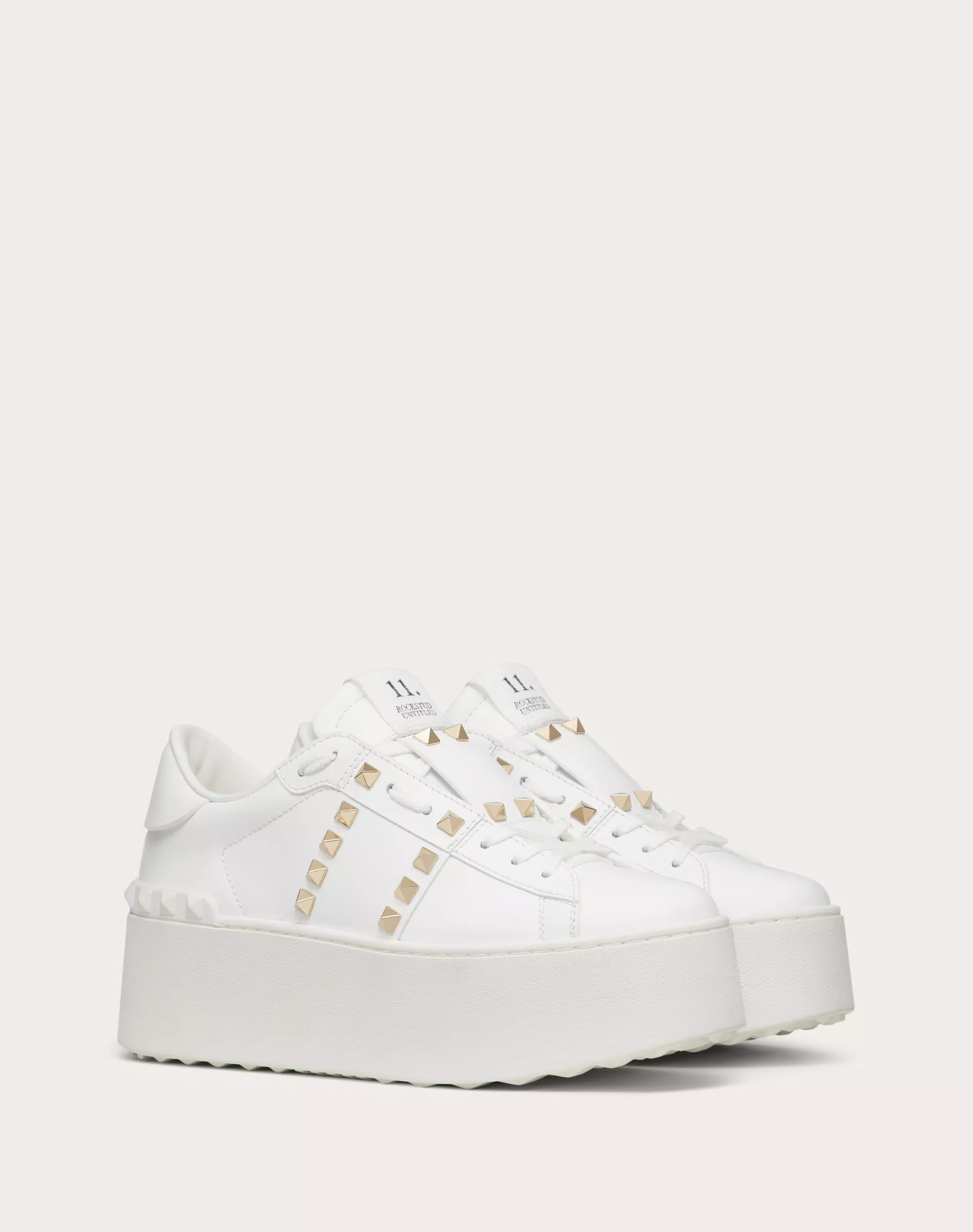 FLATFORM ROCKSTUD UNTITLED SNEAKER IN CALFSKIN