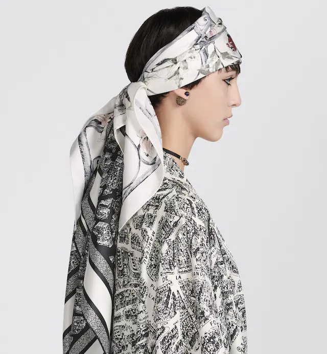 PLAN DE PARIS 90 SQUARE SCARF