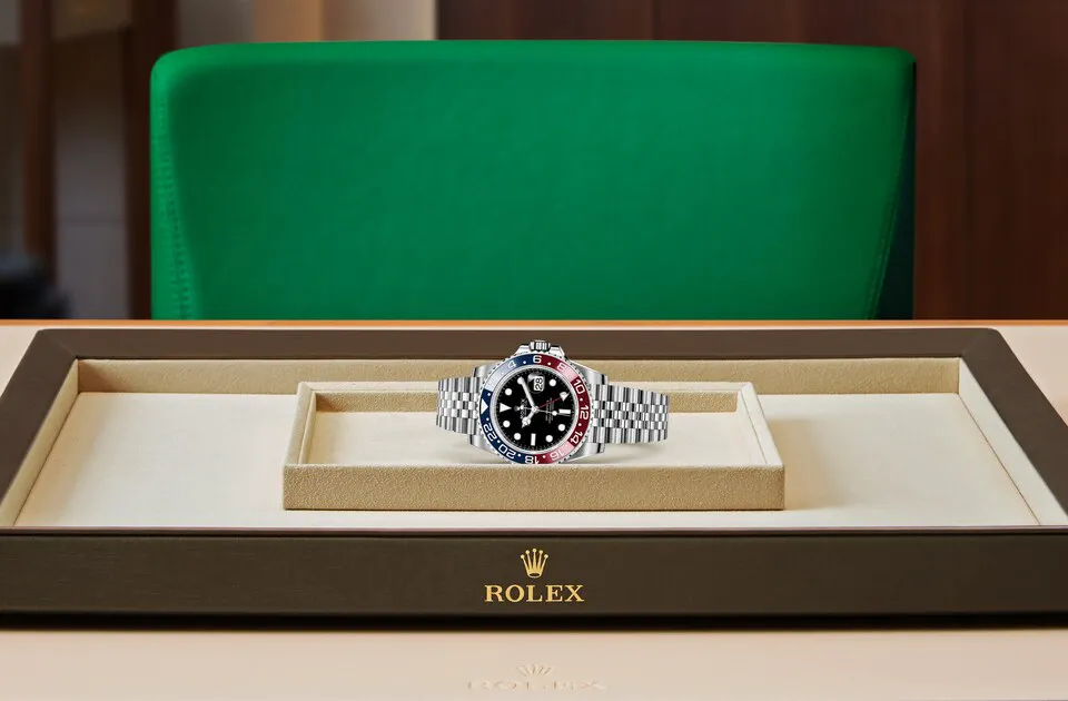 ROLEX 126710BLRO GMT-MASTER II "PEPSI" ROLEX WARRANTY TO 2025