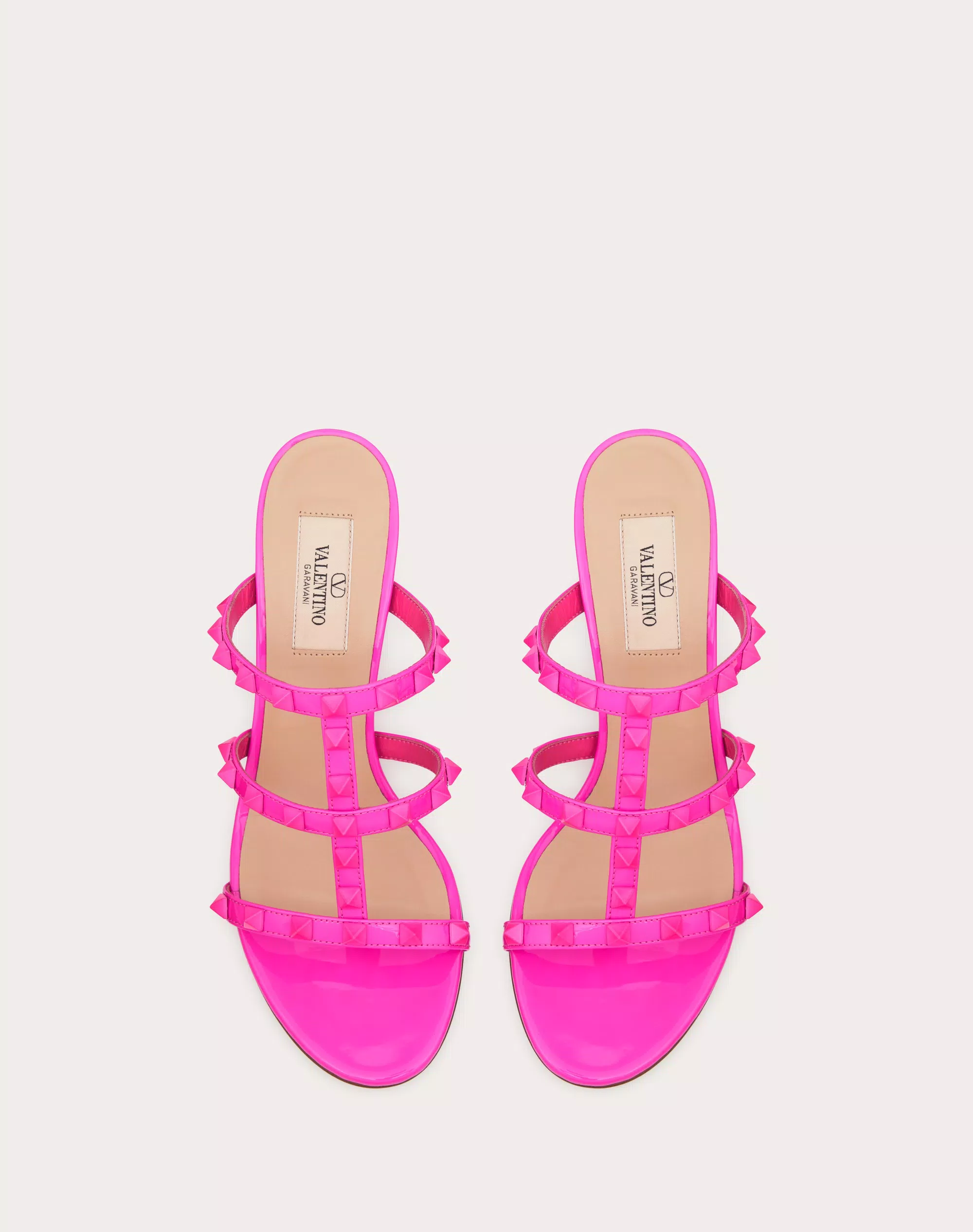 ROCKSTUD PATENT-LEATHER SLIDE SANDAL 60 MM