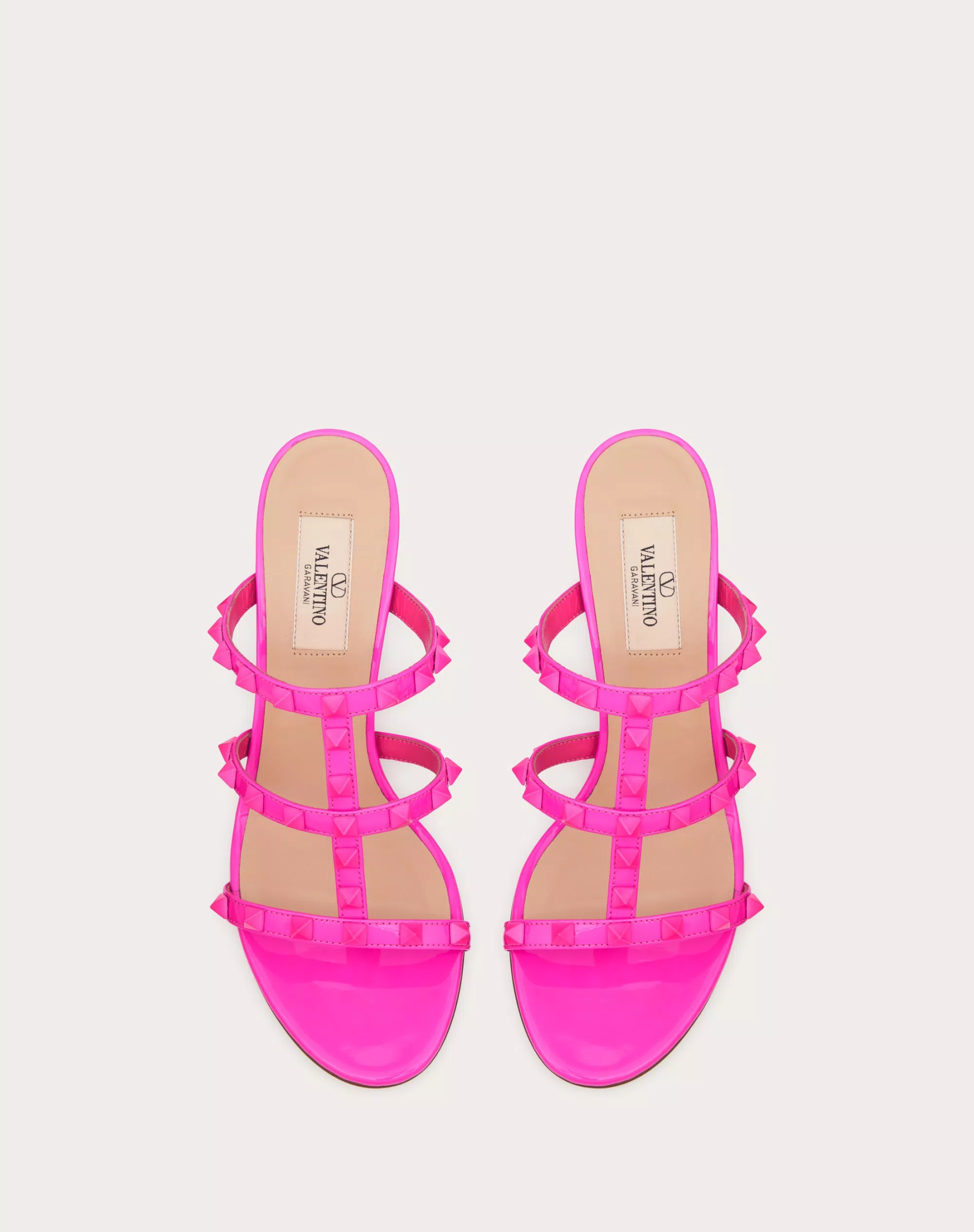 ROCKSTUD PATENT-LEATHER SLIDE SANDAL 60 MM