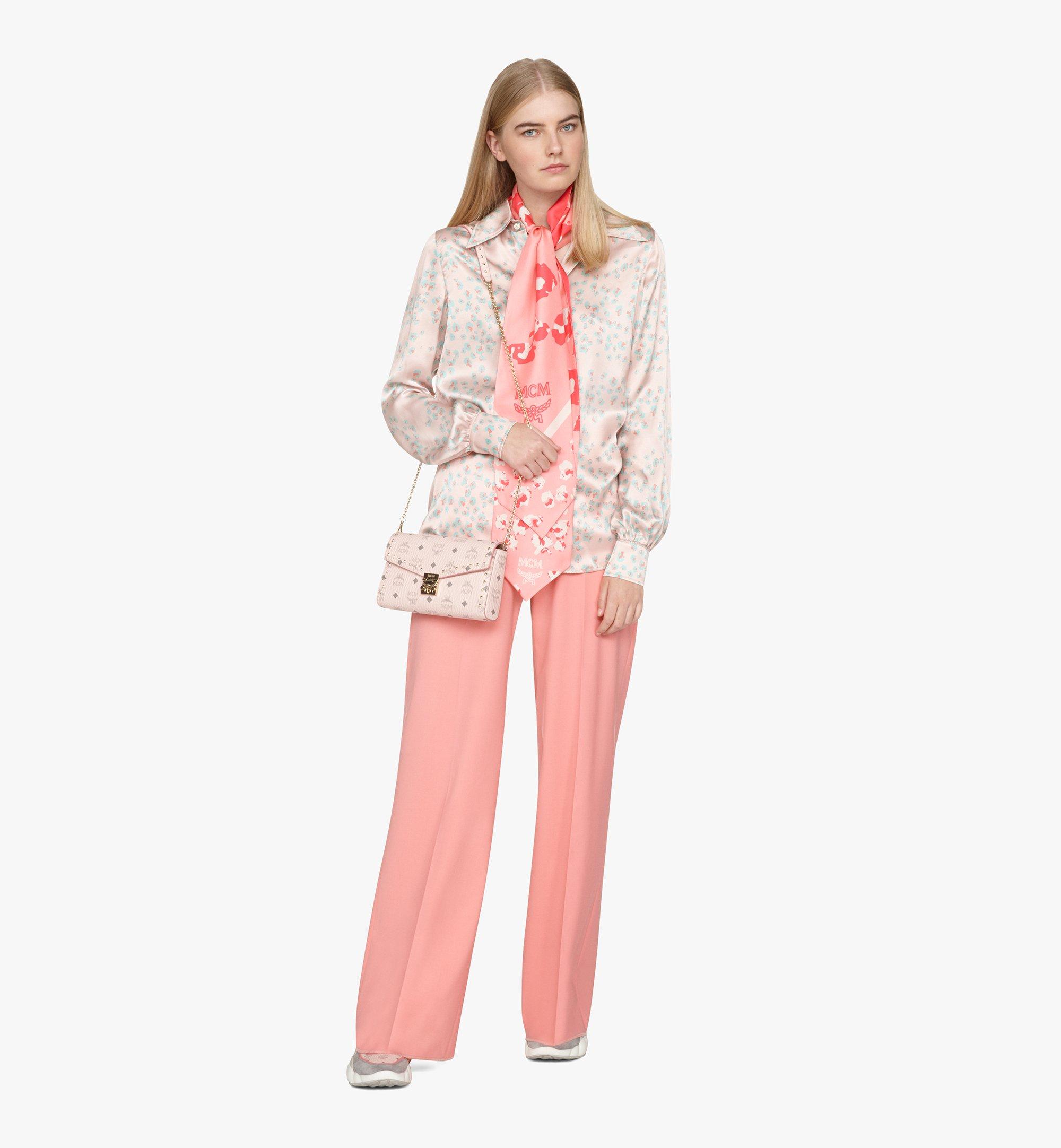 MCM 〈ミリー〉クロスボディバッグ - スタッズ付き ヴィセトス Pink MYZ9SME26QH001 ほかの角度から見る 2