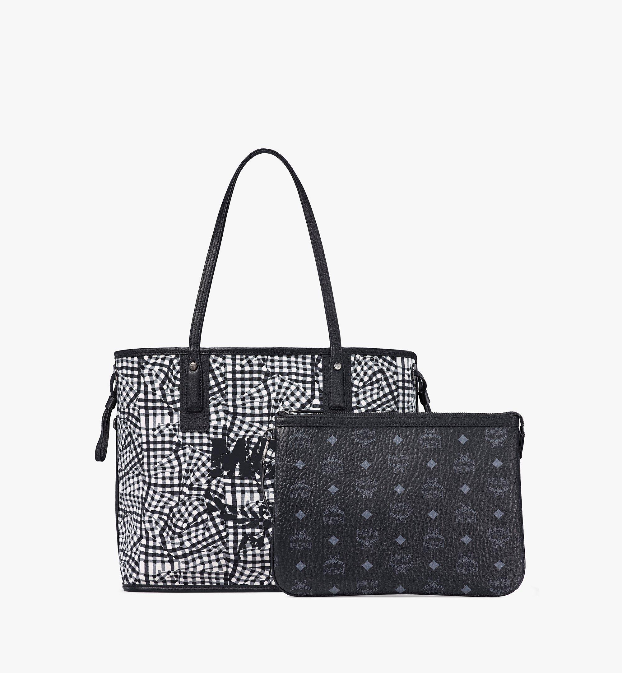 MCM 〈リズ〉リバーシブル ヴィセトス ショッパー Black MWP7AVI22BK001 ほかの角度から見る 4 MCM 〈リズ〉リバーシブル ヴィセトス ショッパー Black MWP7AVI22BK001 ほかの角度から見る 4
