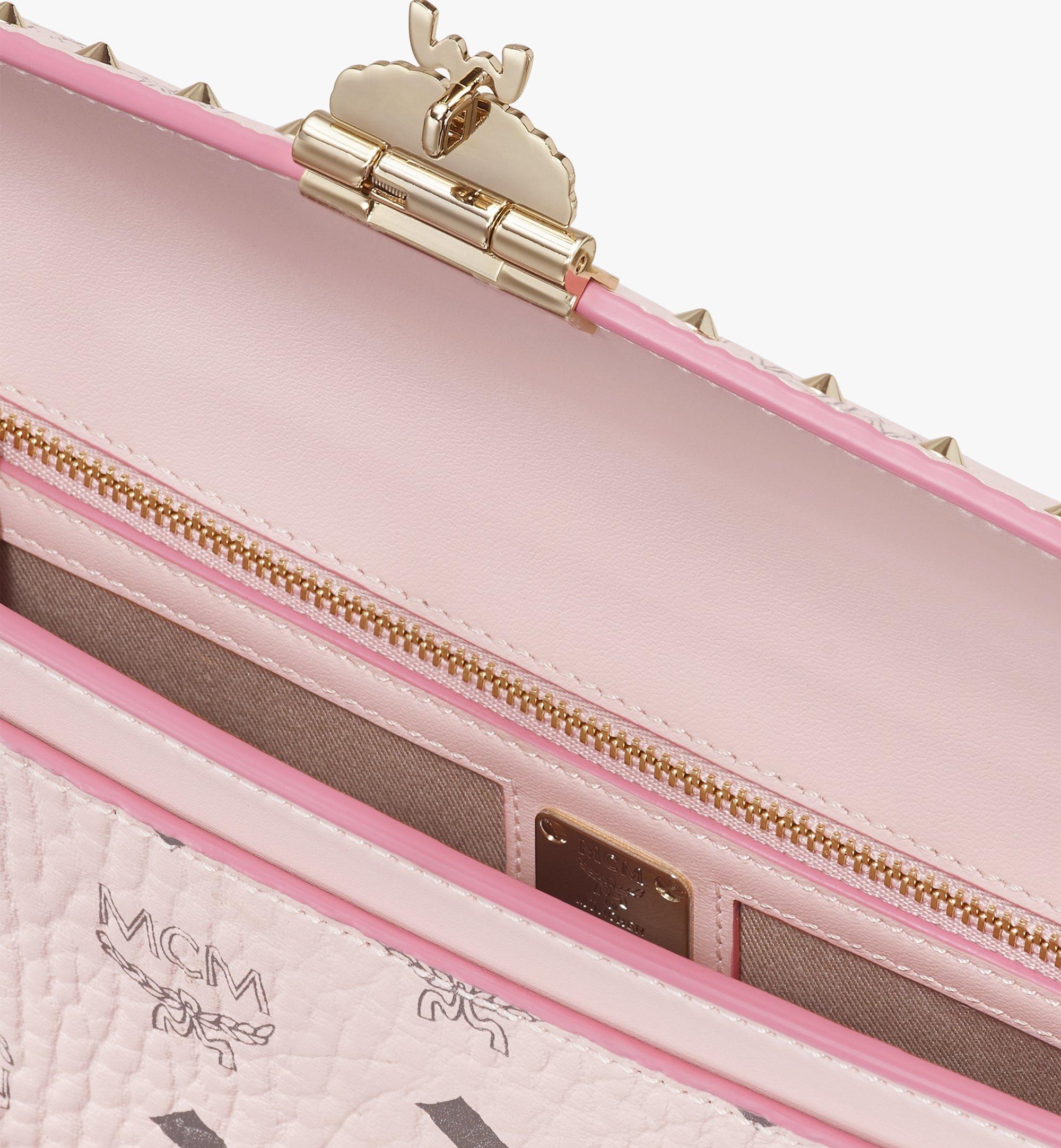 MCM 〈ミリー〉クロスボディバッグ - スタッズ付き ヴィセトス Pink MYZ9SME26QH001 ほかの角度から見る 2