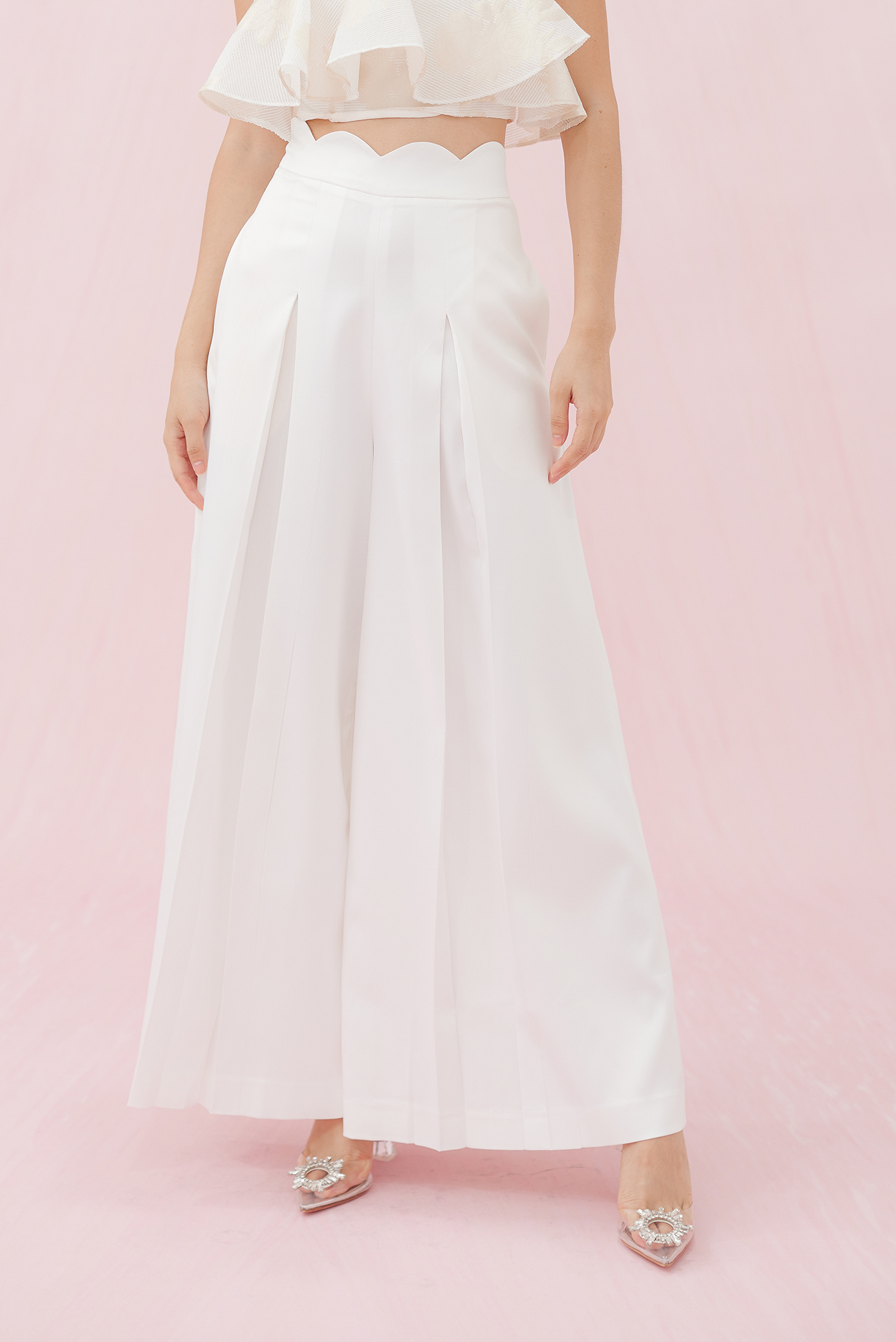 MARGO WHITE SATIN PLEATED PANTS