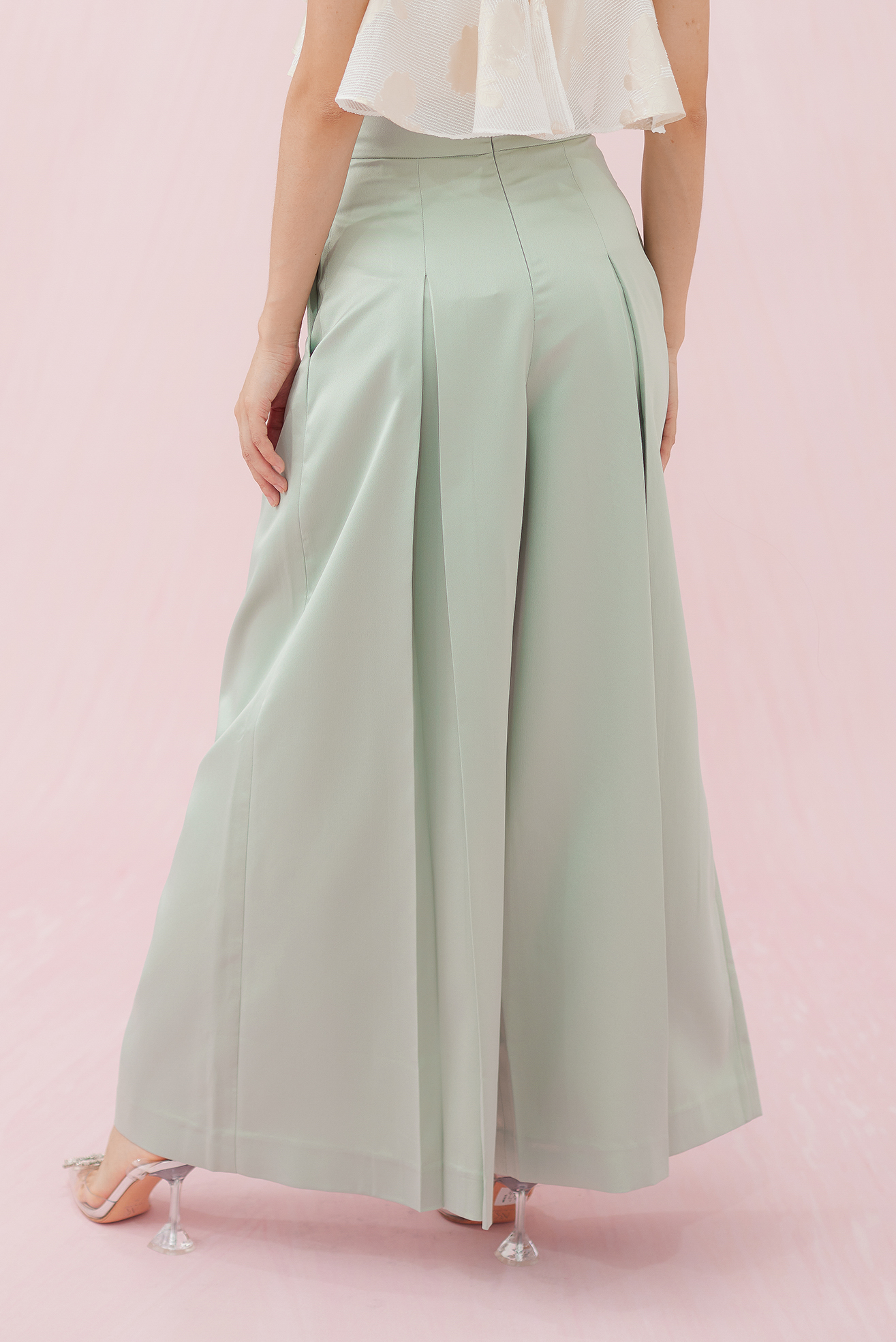 MARGO GREEN SATIN PLEATED PANTS